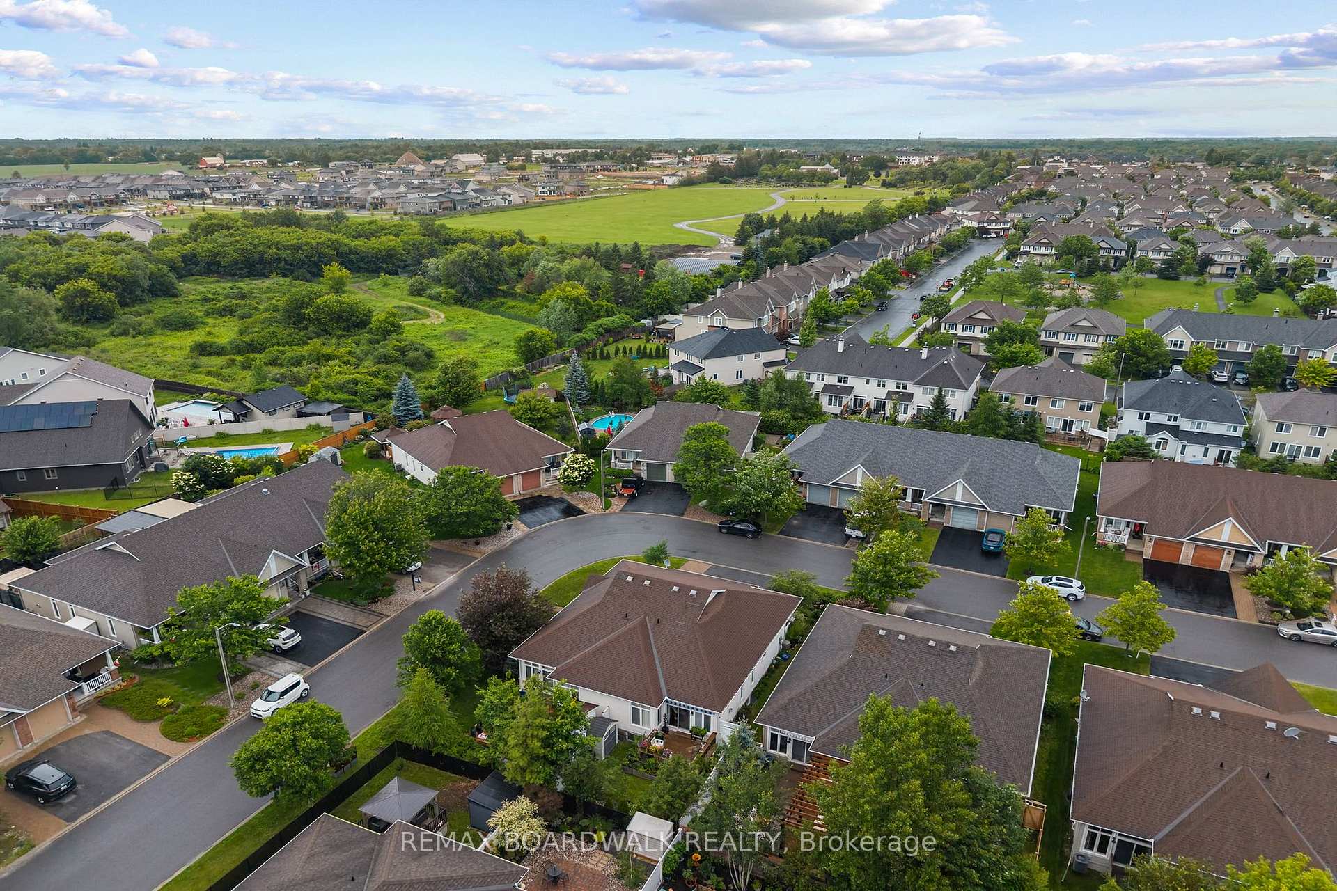 Photo 22 of 251 Bulrush Crescent, Ottawa, Blossom Park/Kemp Park/Findlay Creek — HOMEH