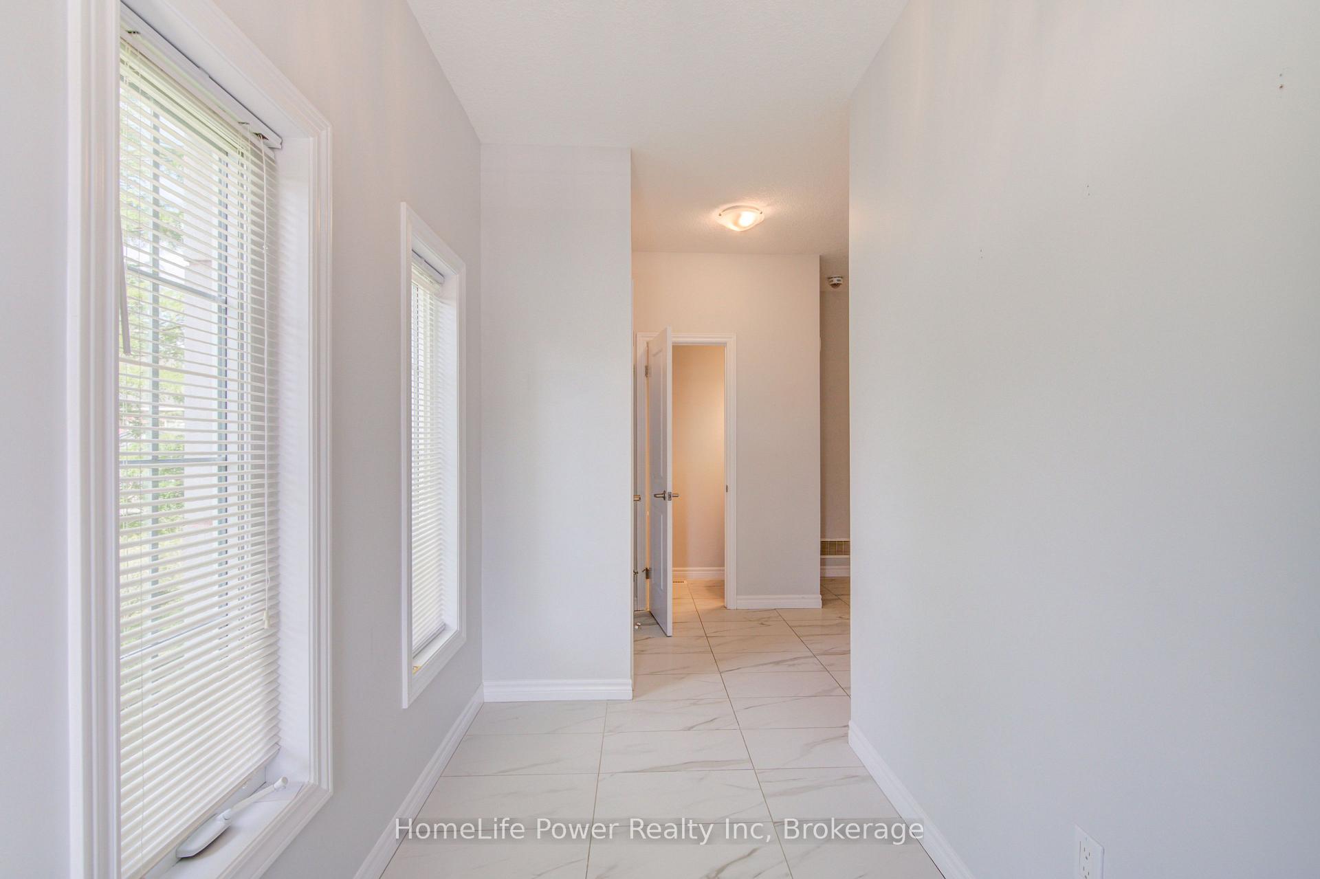 Photo 10 of Unit 38, 3967 Savoy Street, London, South V — HOMEH