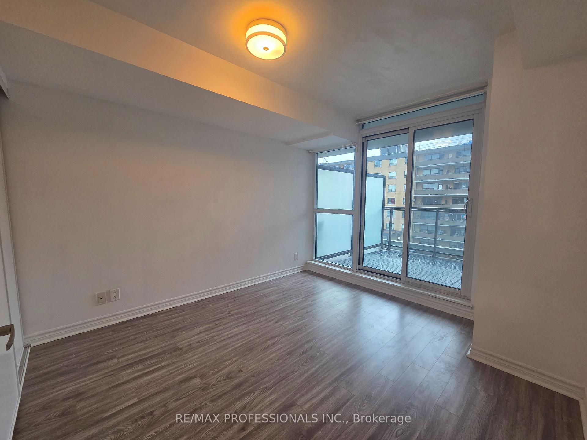 Photo 8 of Unit 422, 80 Esther Lorrie Drive, Etobicoke, West Humber-Clairville — HOMEH