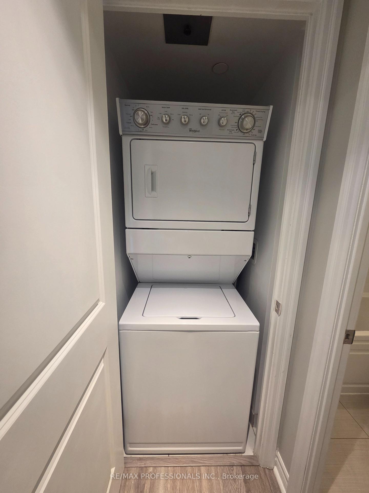 Photo 17 of Unit 422, 80 Esther Lorrie Drive, Etobicoke, West Humber-Clairville — HOMEH