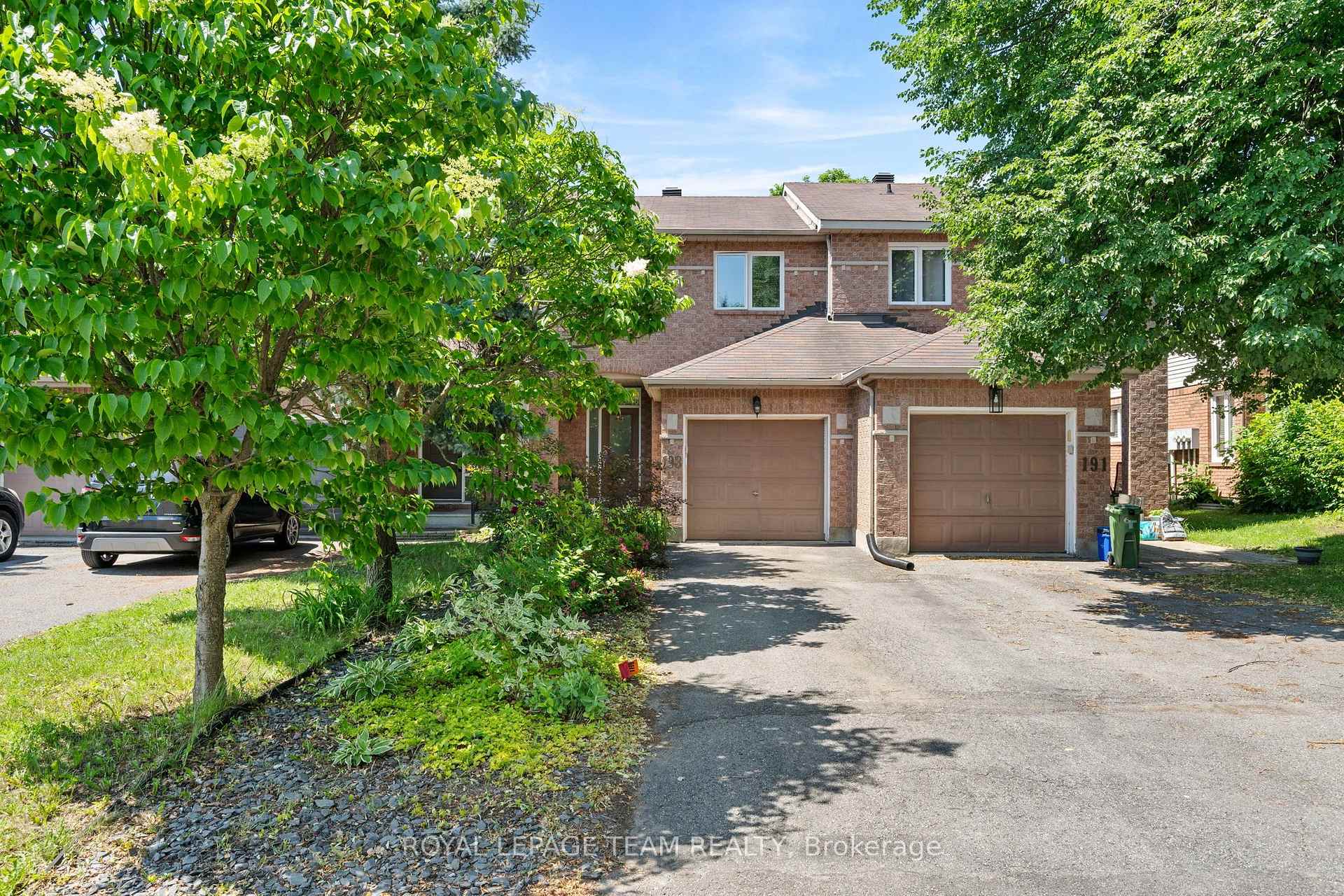 Photo 1 of 193 Thornbury Crescent, Ottawa, Centrepointe — HOMEH