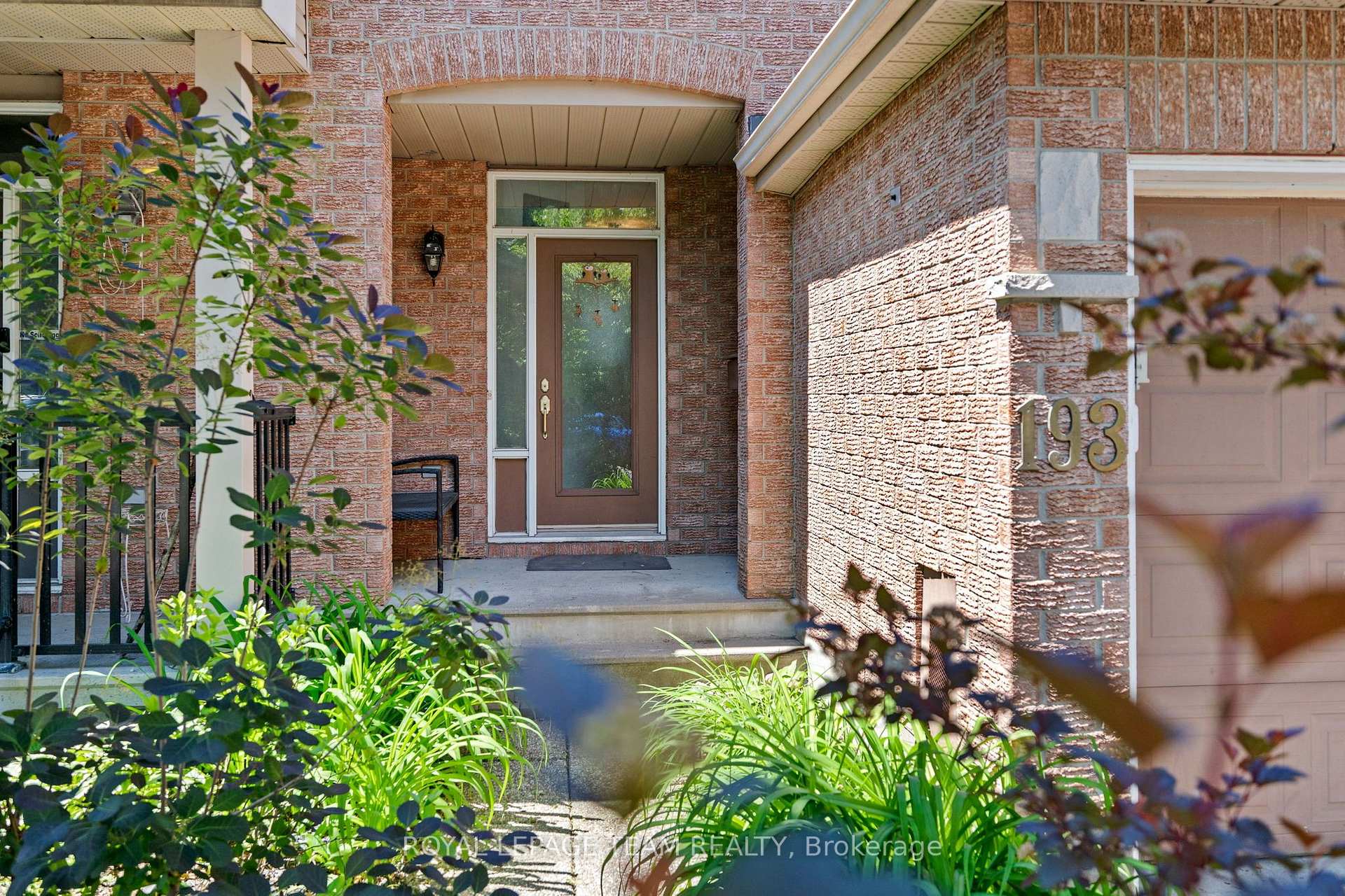 Photo 4 of 193 Thornbury Crescent, Ottawa, Centrepointe — HOMEH