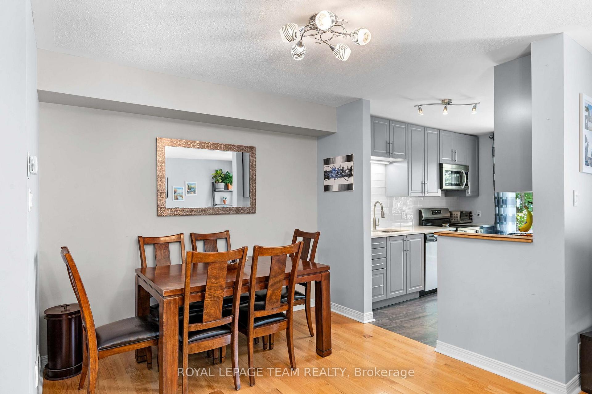 Photo 11 of 193 Thornbury Crescent, Ottawa, Centrepointe — HOMEH