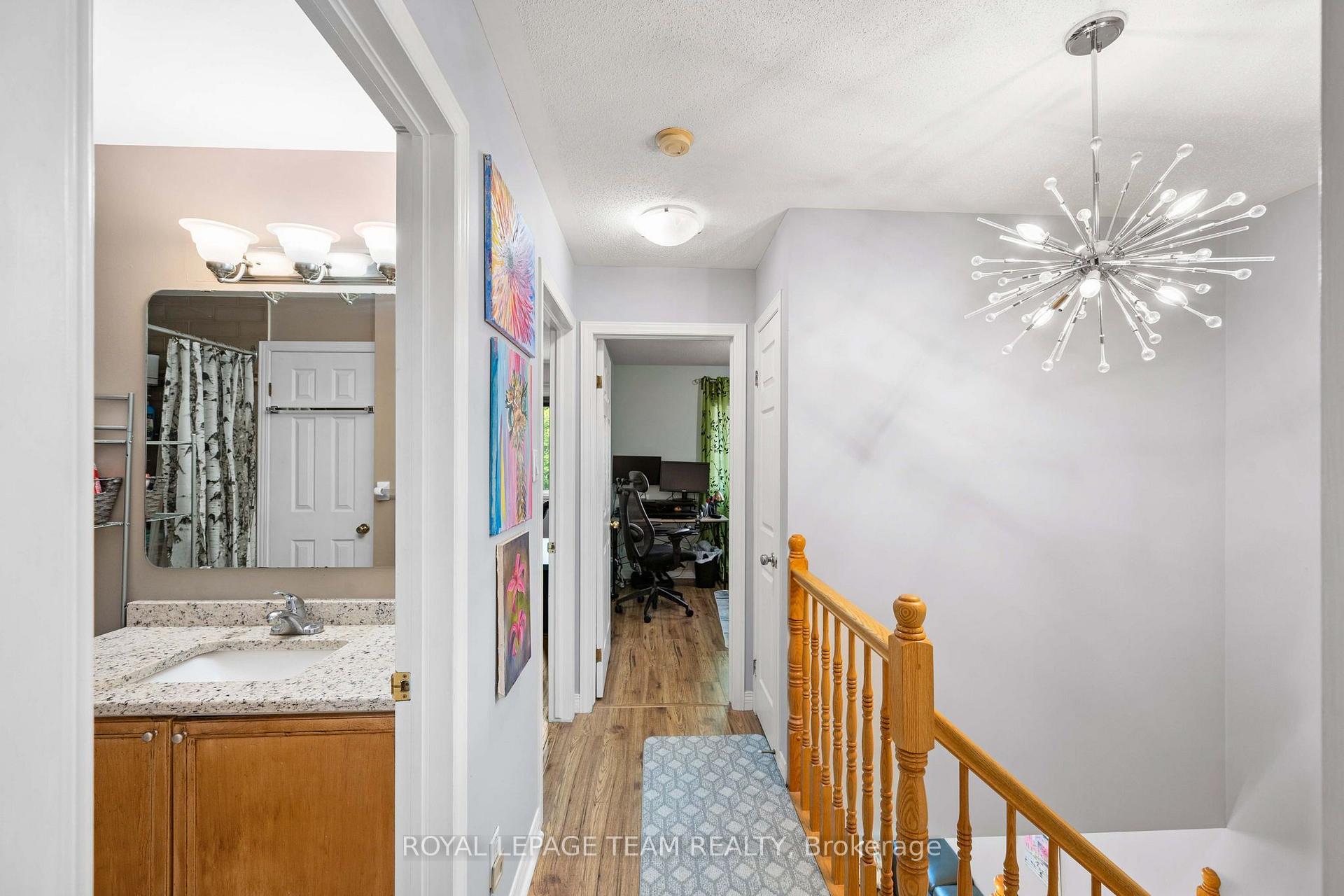 Photo 19 of 193 Thornbury Crescent, Ottawa, Centrepointe — HOMEH