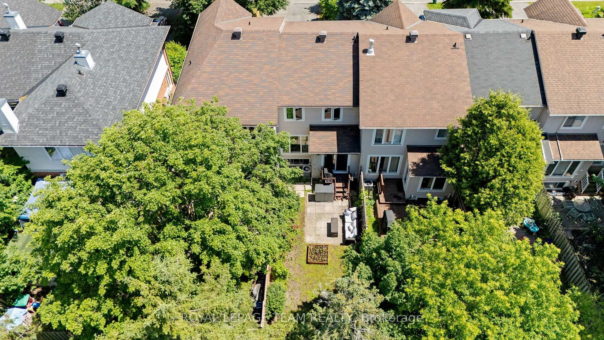Photo 28 of 193 Thornbury Crescent, Ottawa, Centrepointe — HOMEH