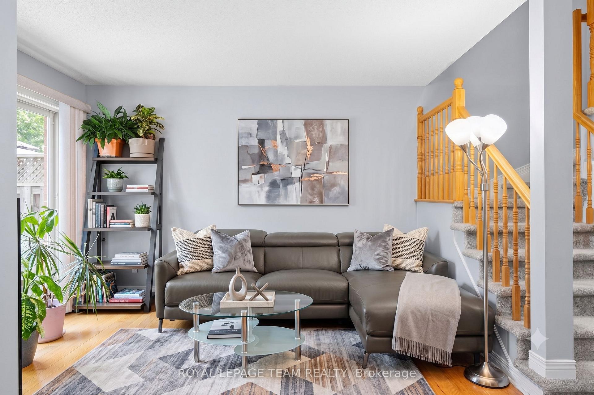 Photo 33 of 193 Thornbury Crescent, Ottawa, Centrepointe — HOMEH