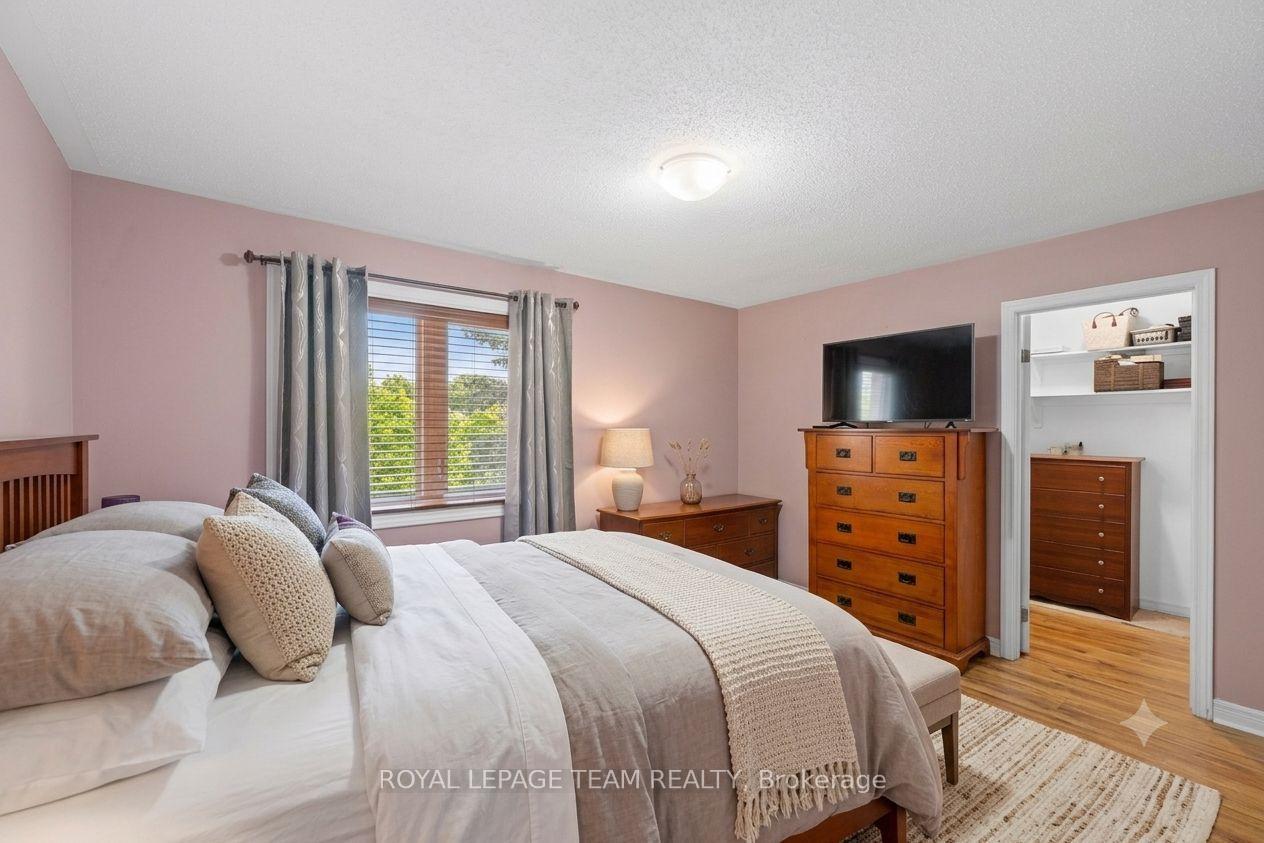 Photo 36 of 193 Thornbury Crescent, Ottawa, Centrepointe — HOMEH