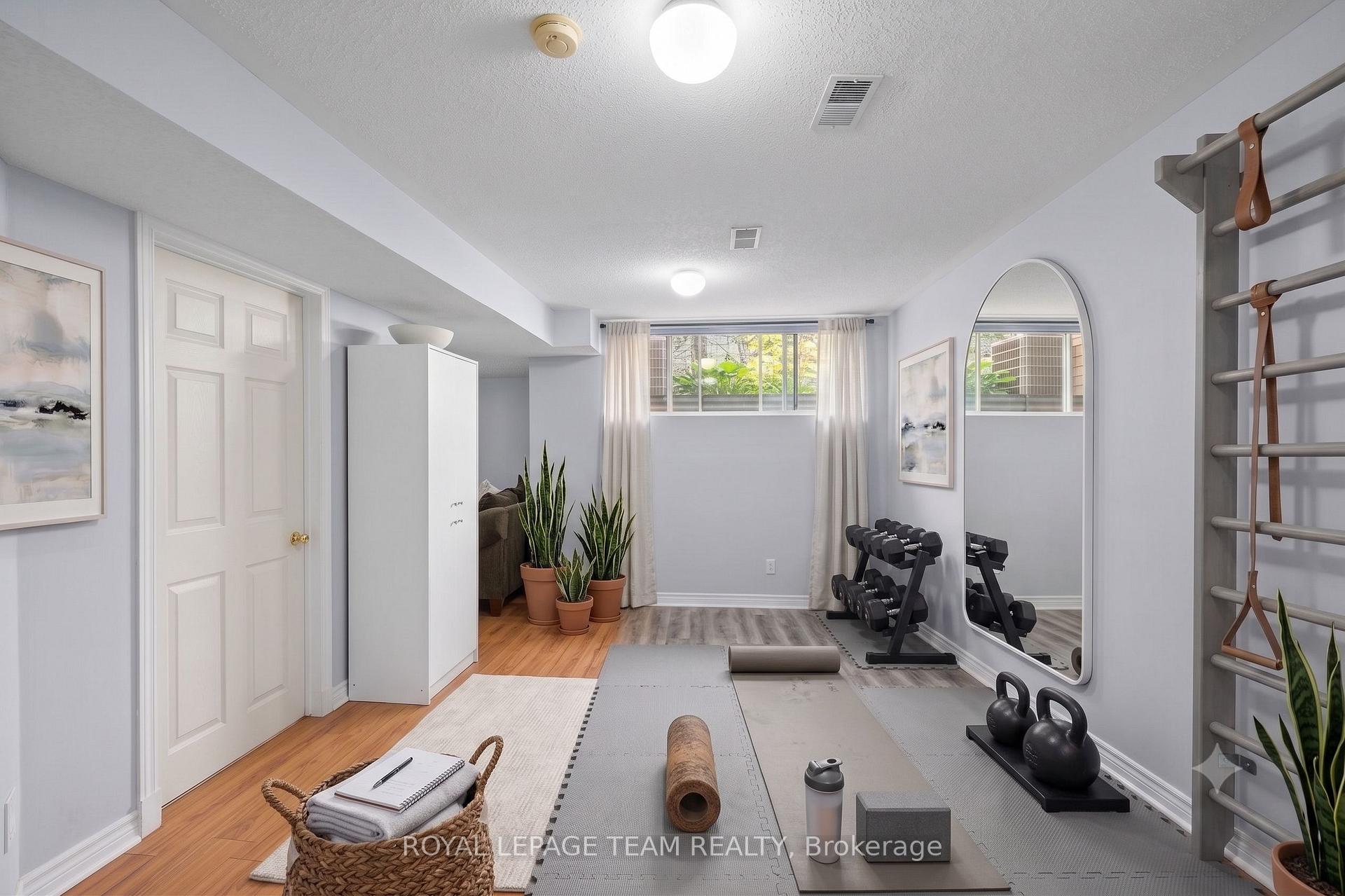 Photo 37 of 193 Thornbury Crescent, Ottawa, Centrepointe — HOMEH