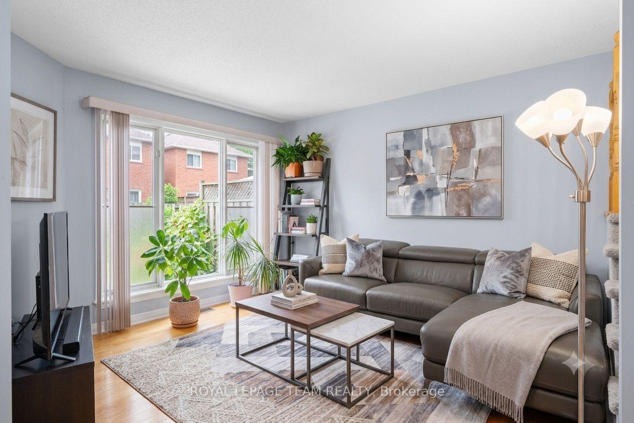 Photo 38 of 193 Thornbury Crescent, Ottawa, Centrepointe — HOMEH