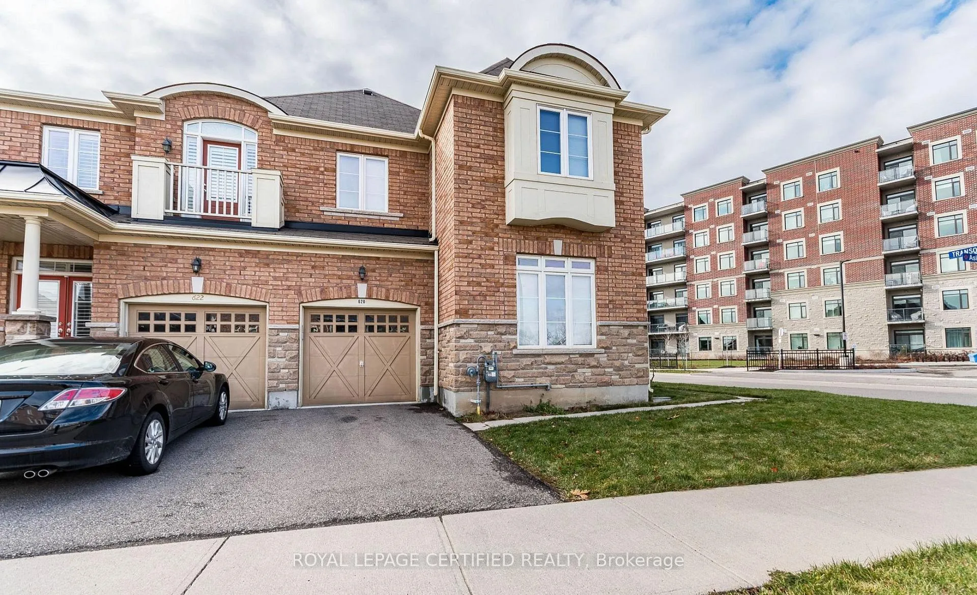 Photo 3 of 620 Asleton Boulevard, Milton, Willmott — HOMEH