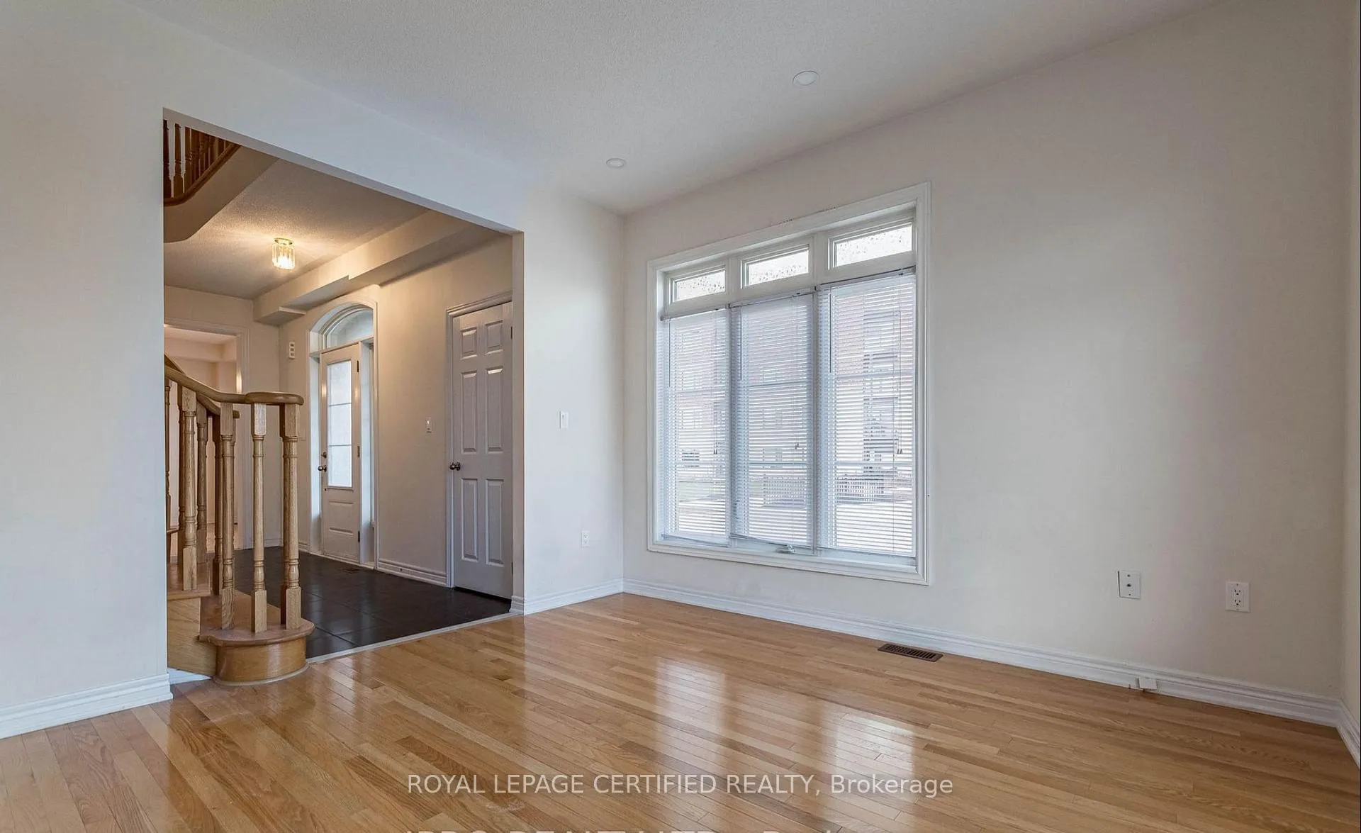 Photo 12 of 620 Asleton Boulevard, Milton, Willmott — HOMEH