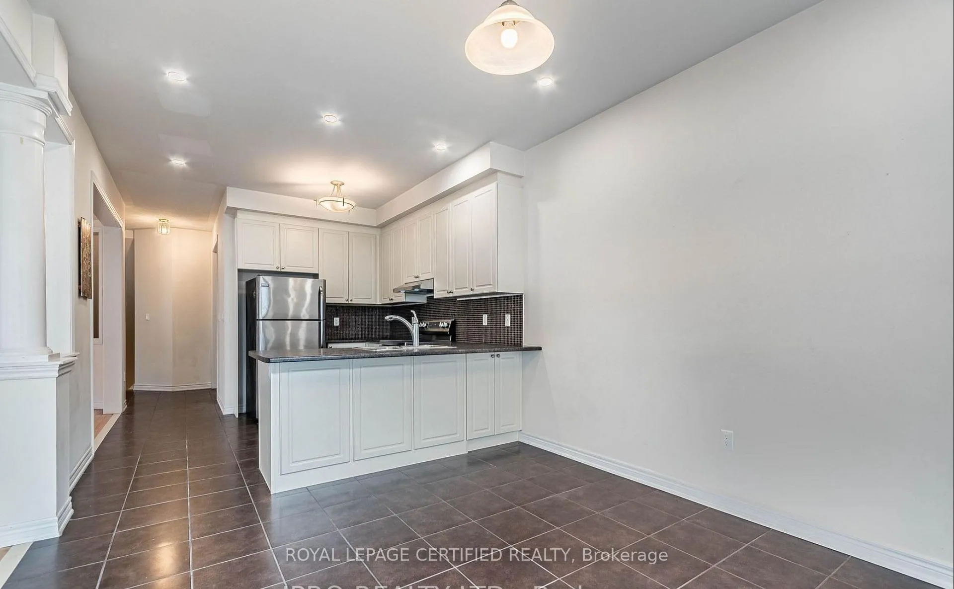 Photo 21 of 620 Asleton Boulevard, Milton, Willmott — HOMEH