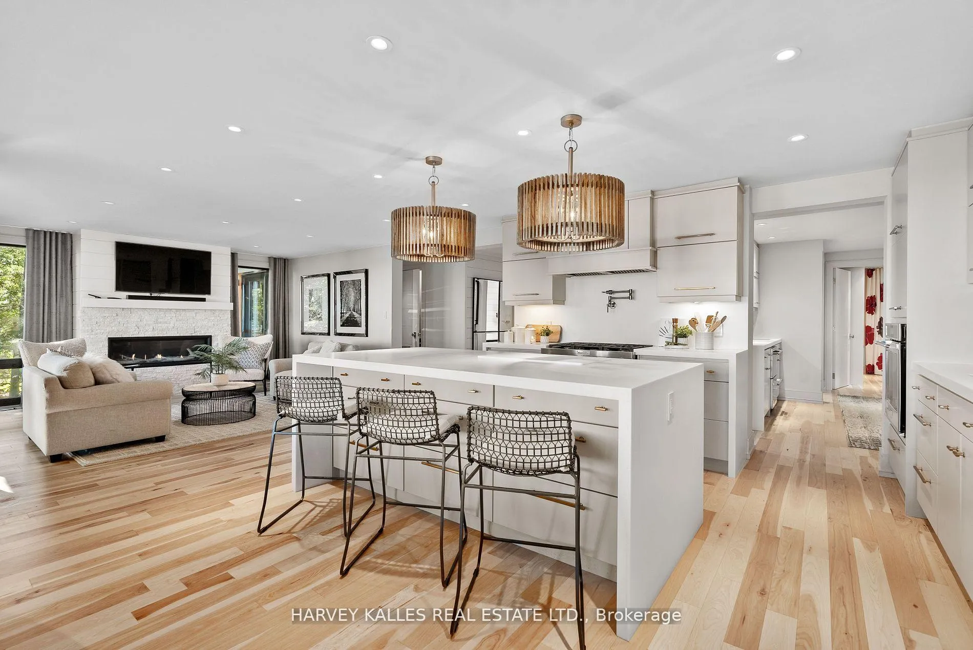 Photo 9 of 3203 Summer Place, Innisfil, Rural Innisfil — HOMEH