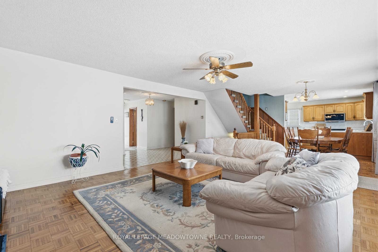 Photo 11 of 61 Aldred Drive, Scugog, Rural Scugog — HOMEH