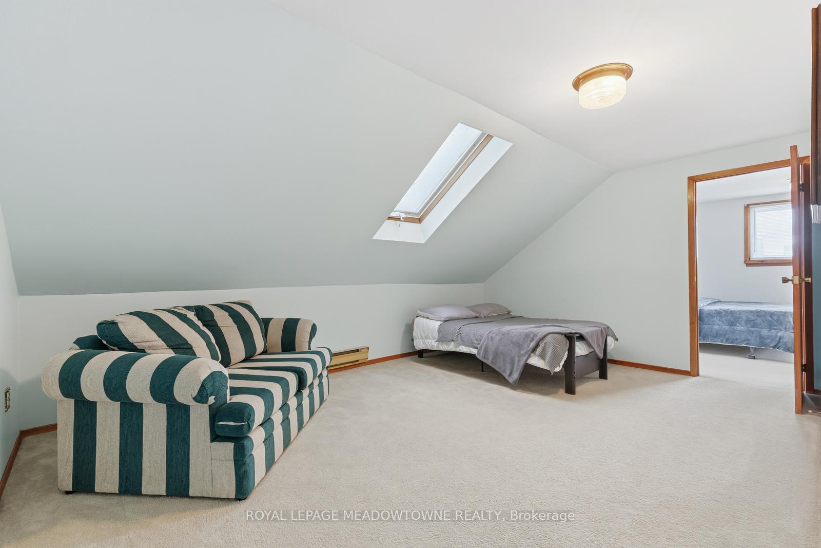 Photo 24 of 61 Aldred Drive, Scugog, Rural Scugog — HOMEH
