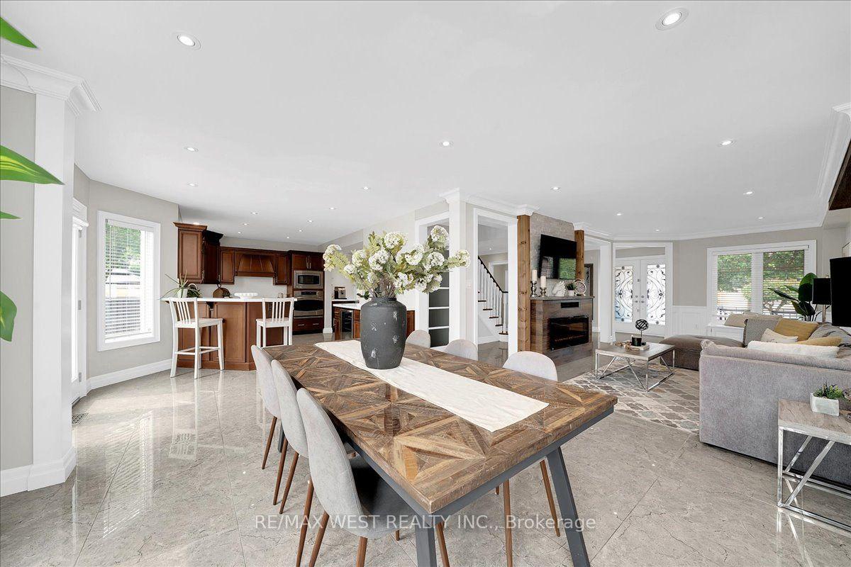 Photo 19 of 107 Wildhaven Crescent, Vaughan, Maple — HOMEH