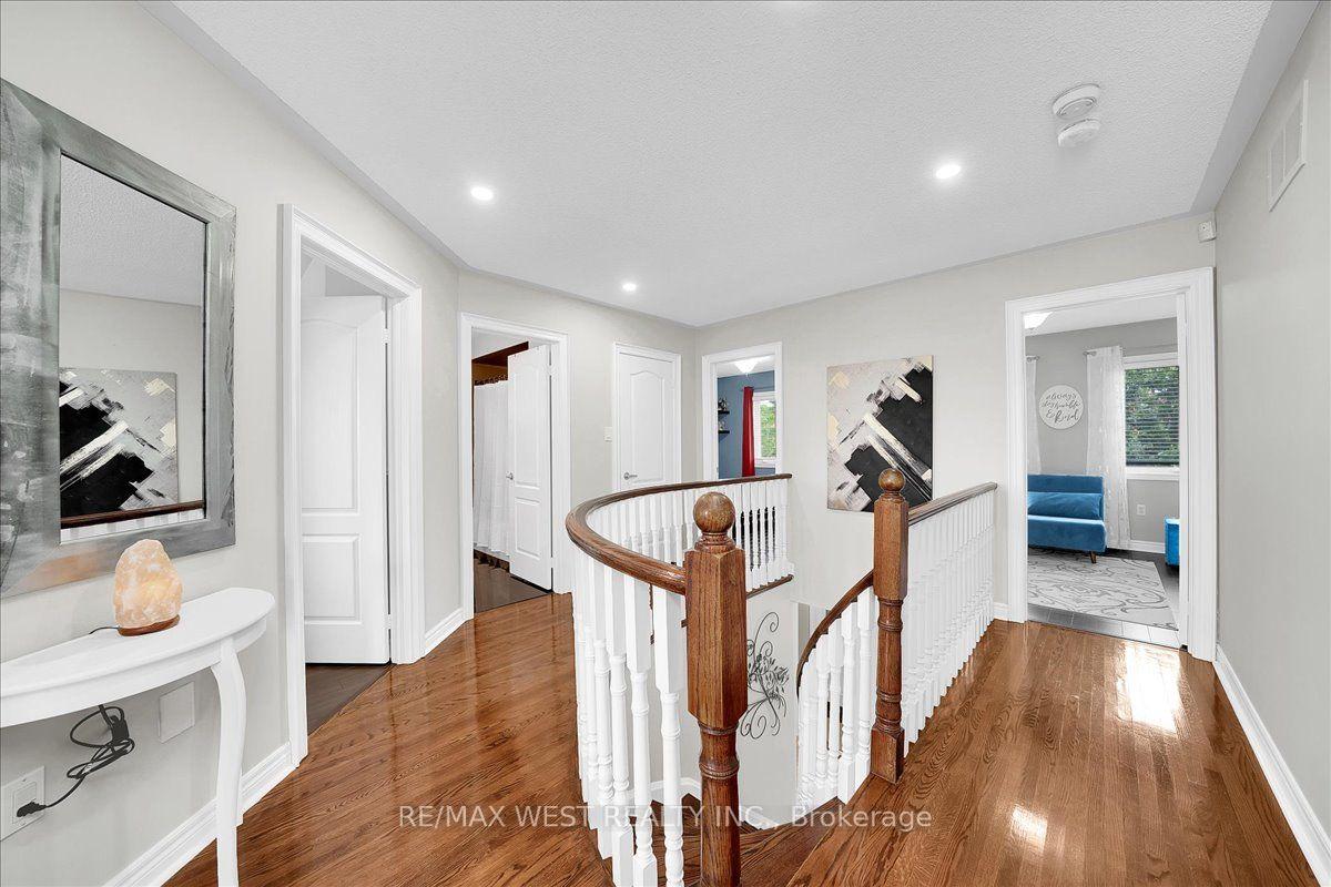 Photo 27 of 107 Wildhaven Crescent, Vaughan, Maple — HOMEH