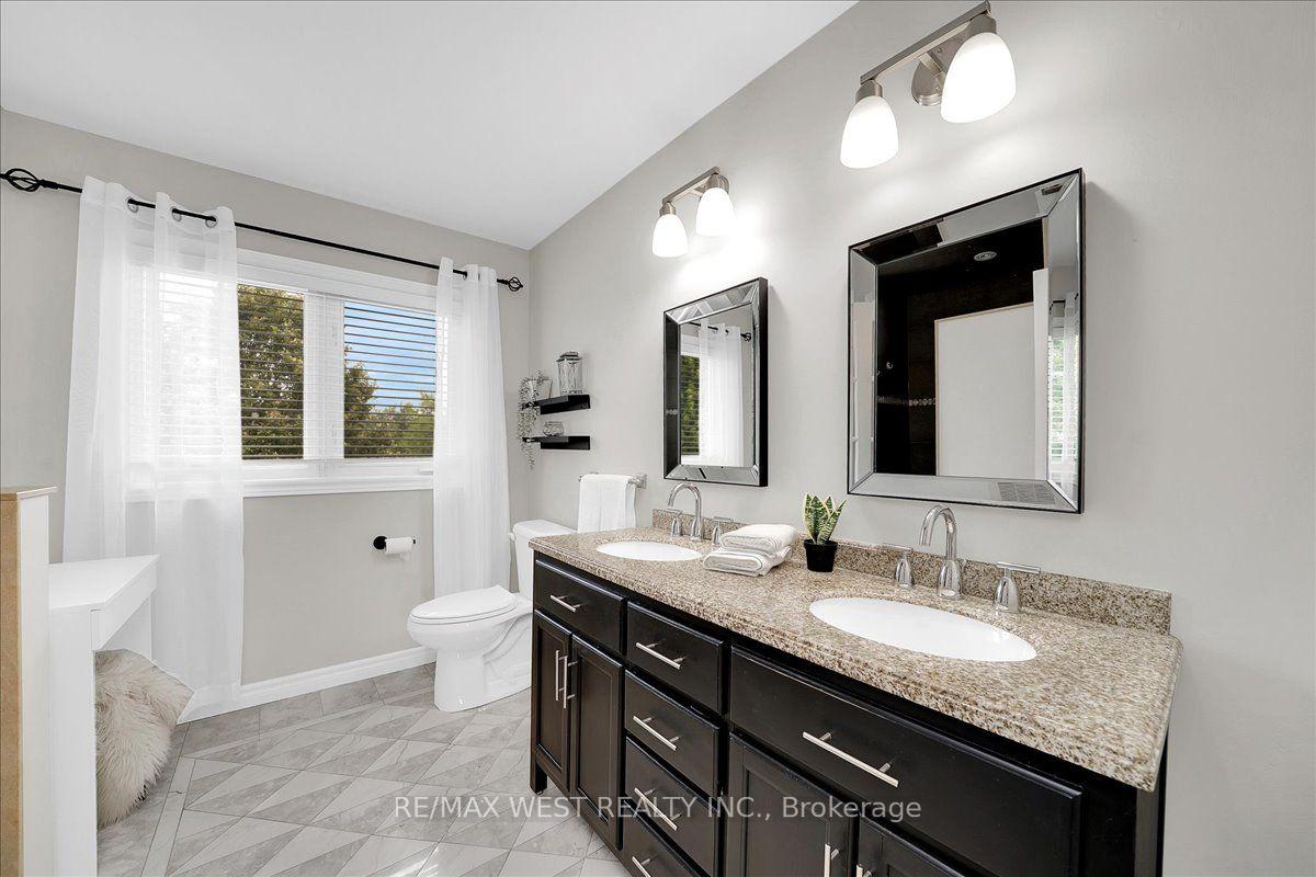 Photo 29 of 107 Wildhaven Crescent, Vaughan, Maple — HOMEH