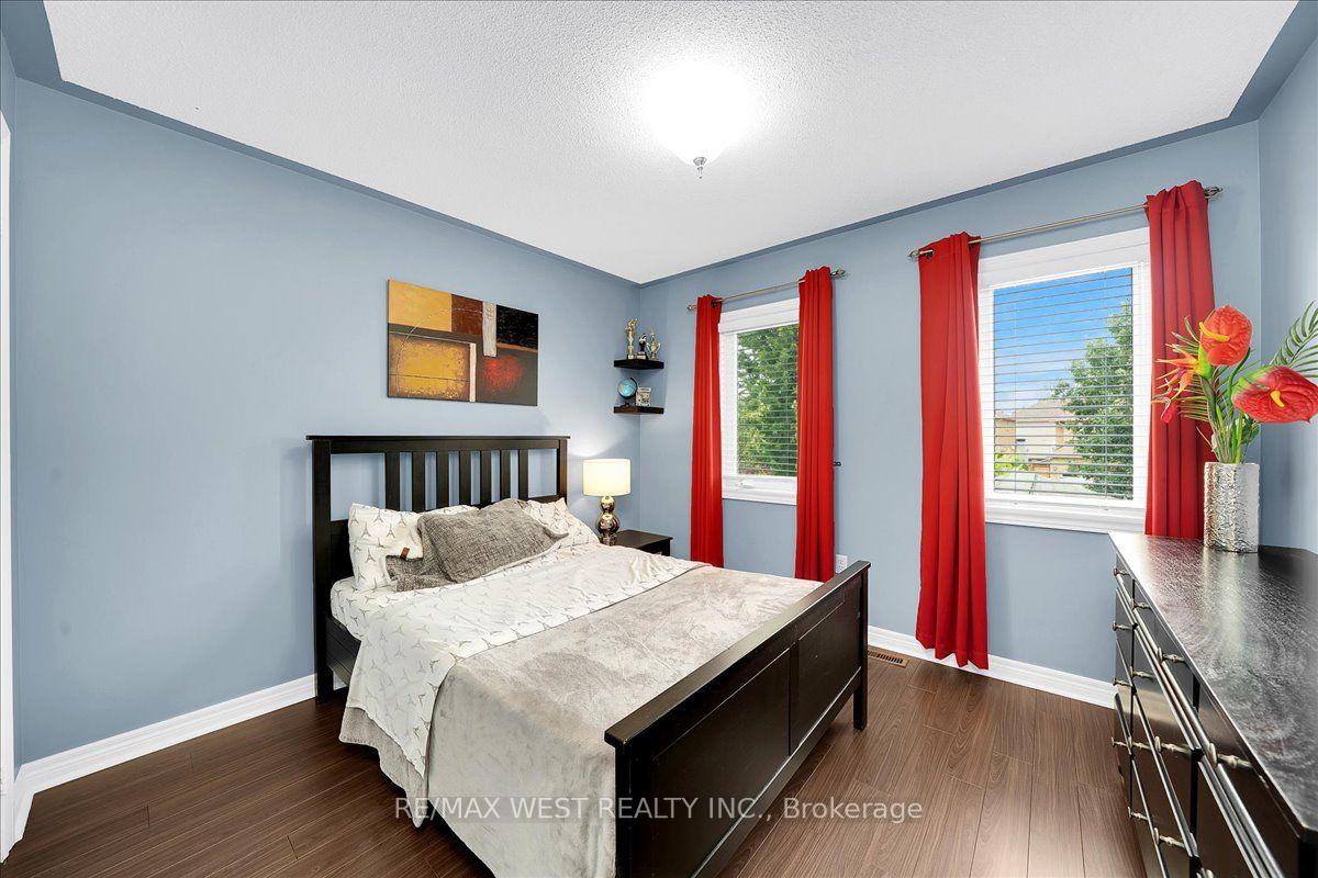 Photo 32 of 107 Wildhaven Crescent, Vaughan, Maple — HOMEH