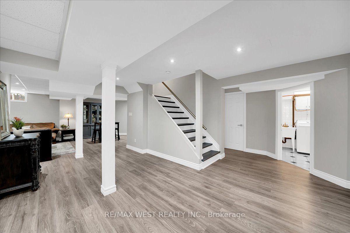 Photo 35 of 107 Wildhaven Crescent, Vaughan, Maple — HOMEH