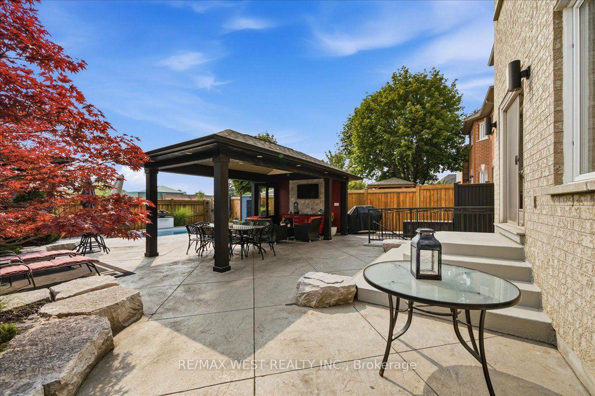 Photo 41 of 107 Wildhaven Crescent, Vaughan, Maple — HOMEH