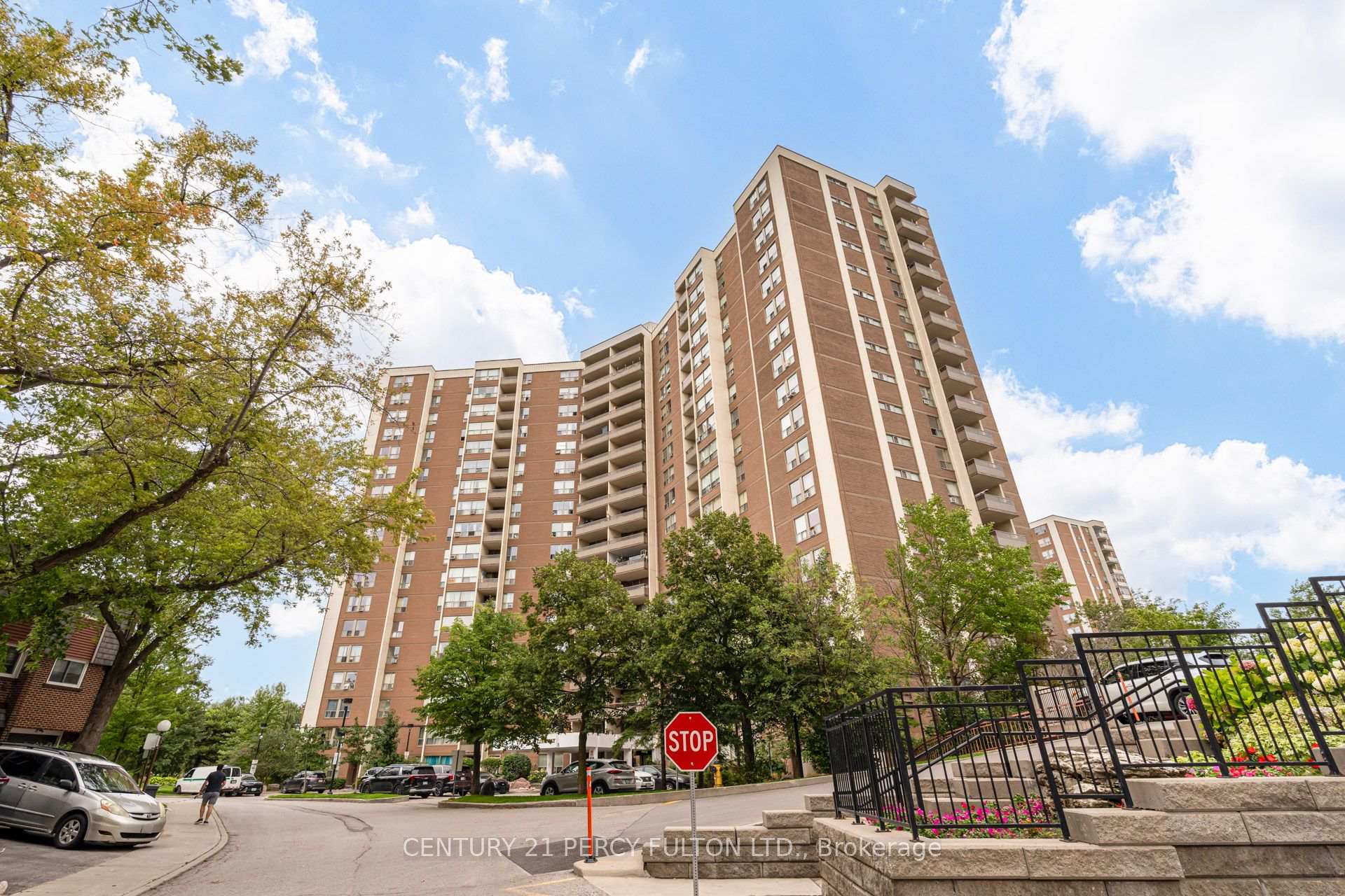 Photo 1 of Unit #614, 5 Vicora Linkway, Toronto, Flemingdon Park — HOMEH
