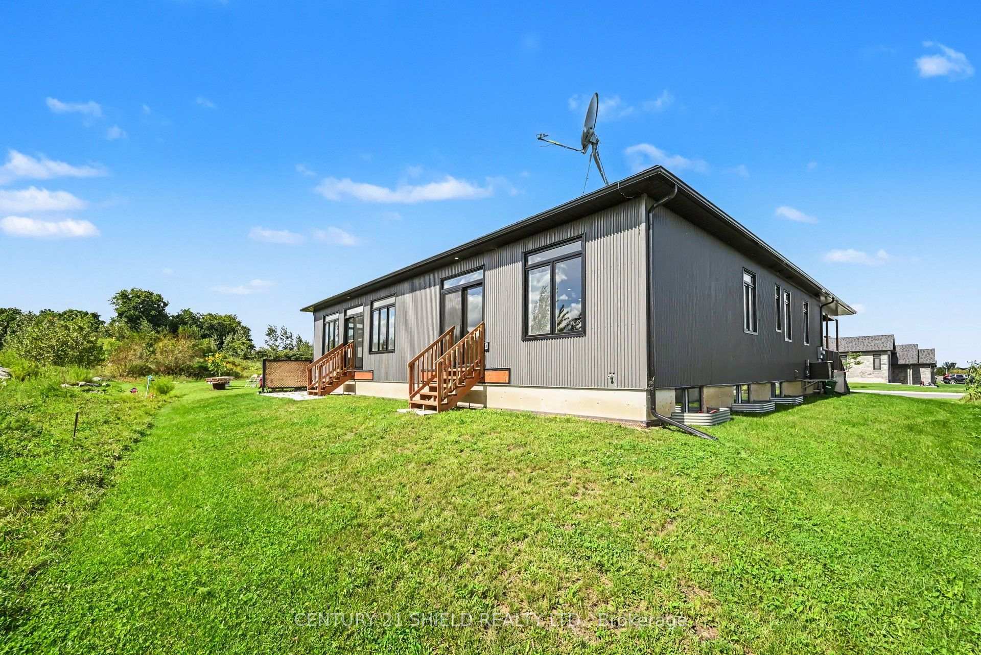 Photo 46 of 2288 Crewson Court, Cornwall, Cornwall — HOMEH