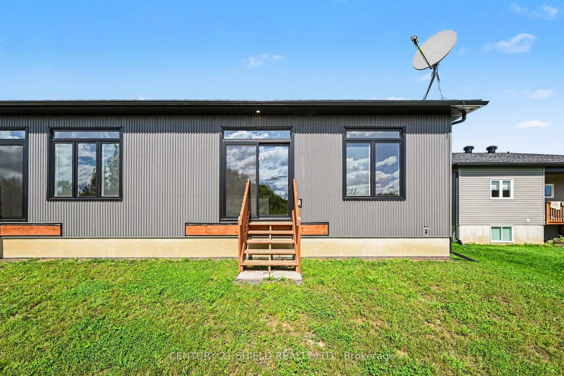 Photo 47 of 2288 Crewson Court, Cornwall, Cornwall — HOMEH