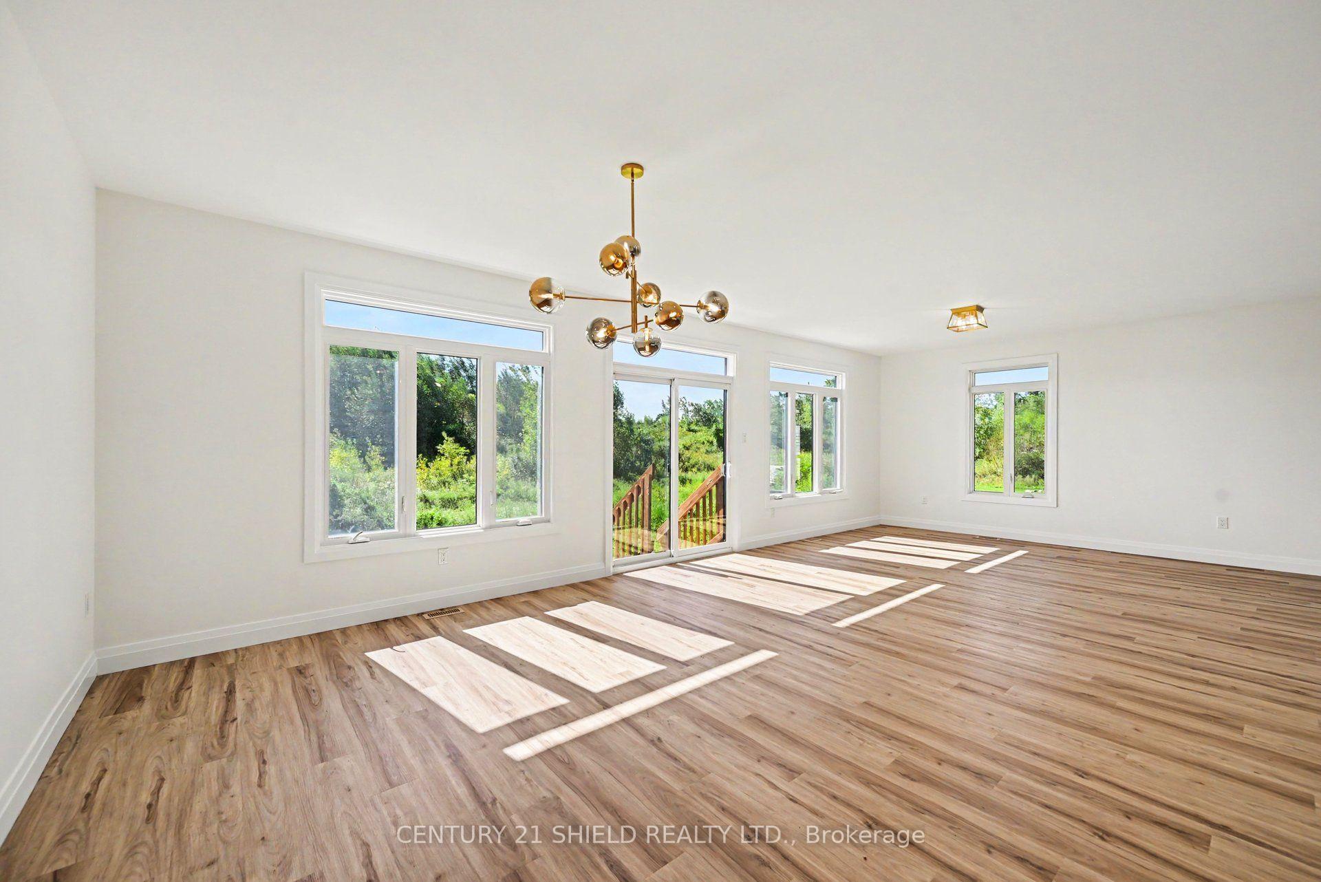 Photo 11 of 2286 Crewson Court, Cornwall, Cornwall — HOMEH