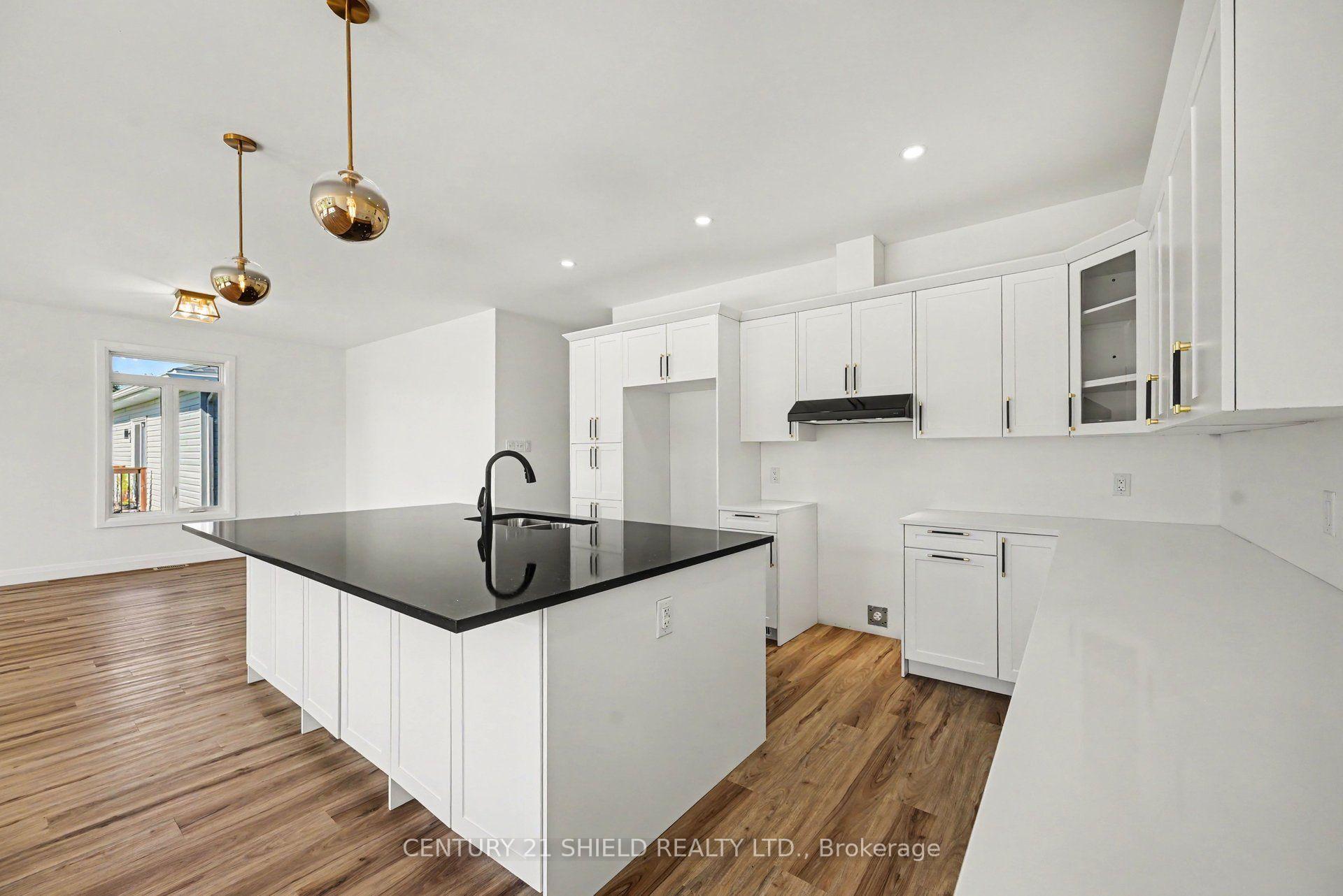 Photo 20 of 2286 Crewson Court, Cornwall, Cornwall — HOMEH