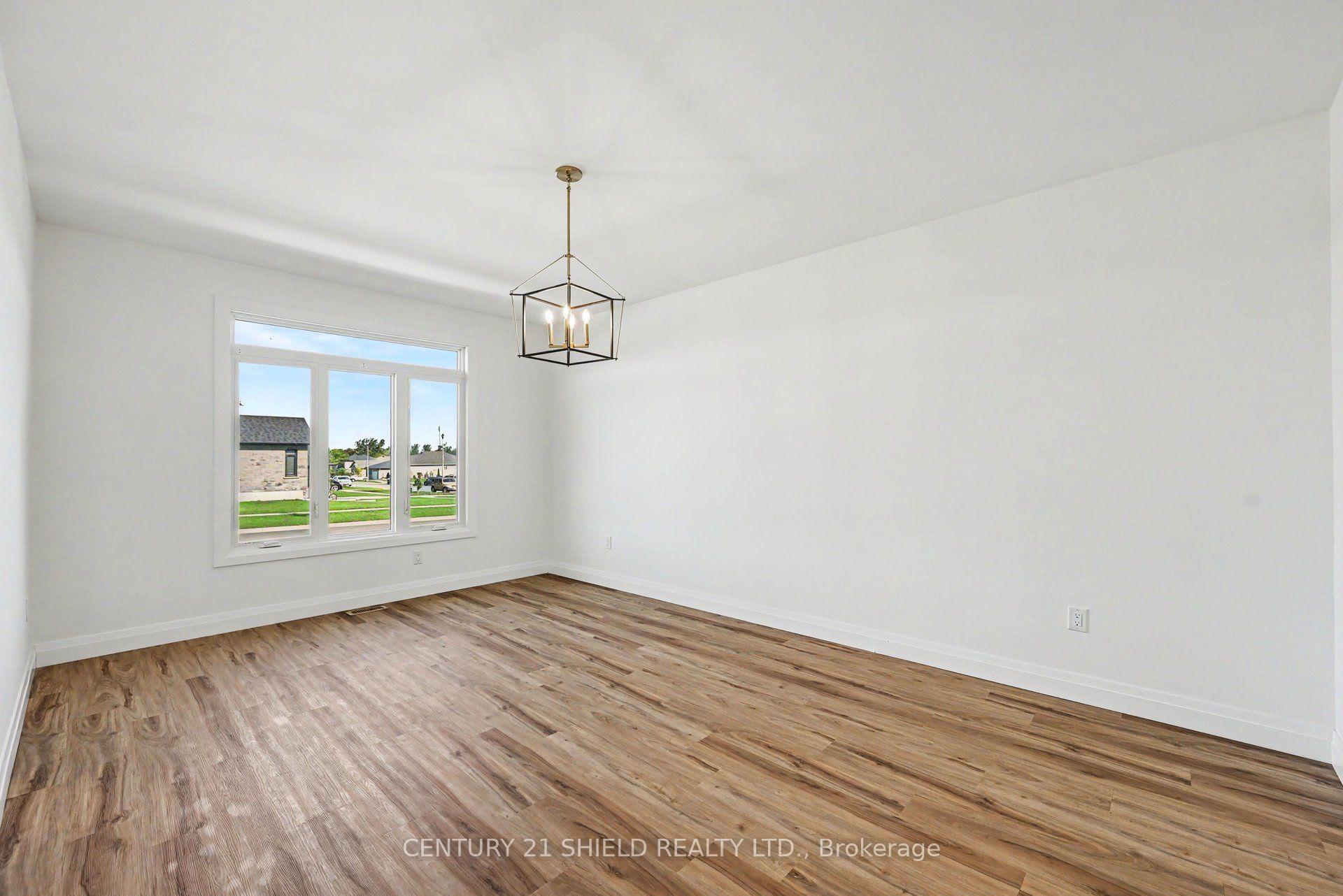 Photo 24 of 2286 Crewson Court, Cornwall, Cornwall — HOMEH