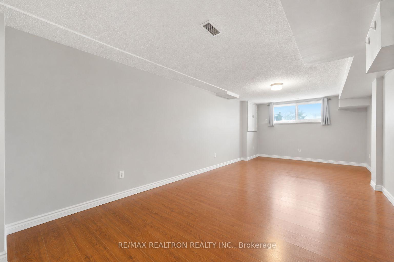 Photo 4 of 414 The Queensway Road S, Georgina, Keswick South — HOMEH