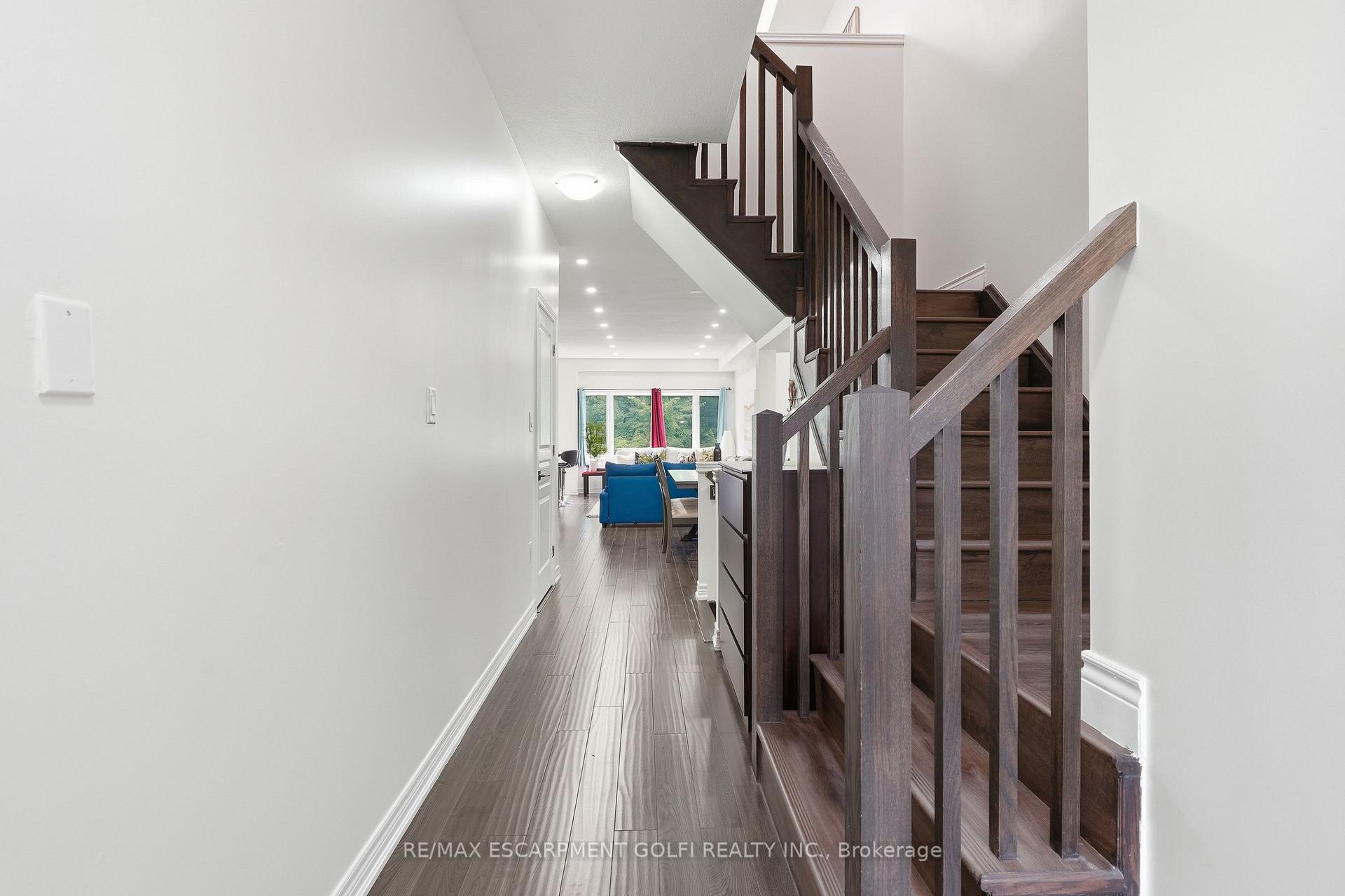 Photo 5 of 161 Kinsman Drive, Hamilton, Binbrook — HOMEH