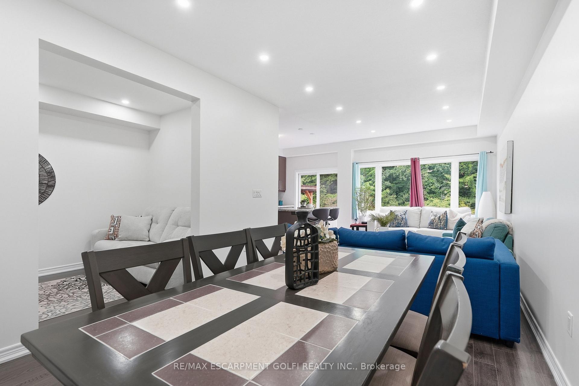 Photo 8 of 161 Kinsman Drive, Hamilton, Binbrook — HOMEH