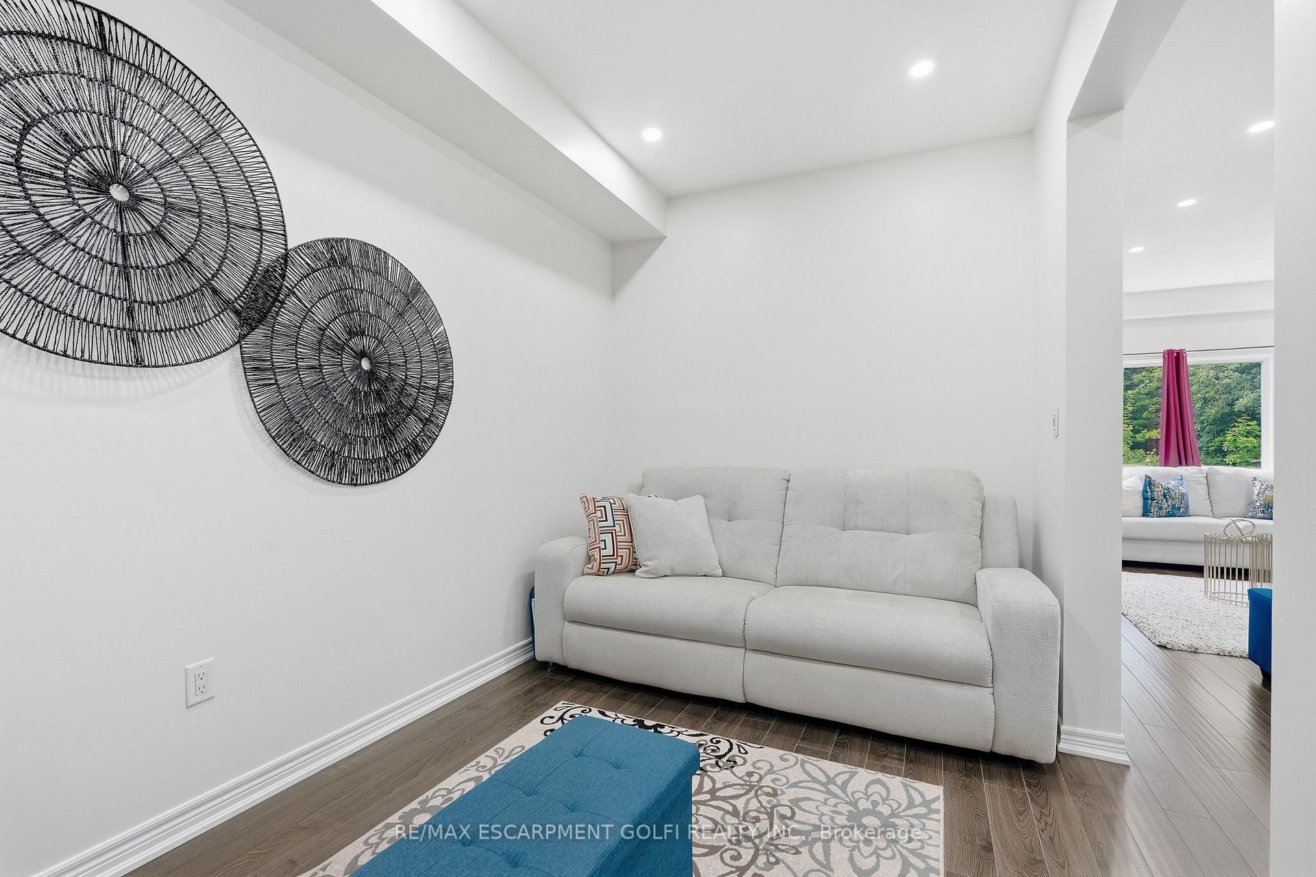 Photo 10 of 161 Kinsman Drive, Hamilton, Binbrook — HOMEH