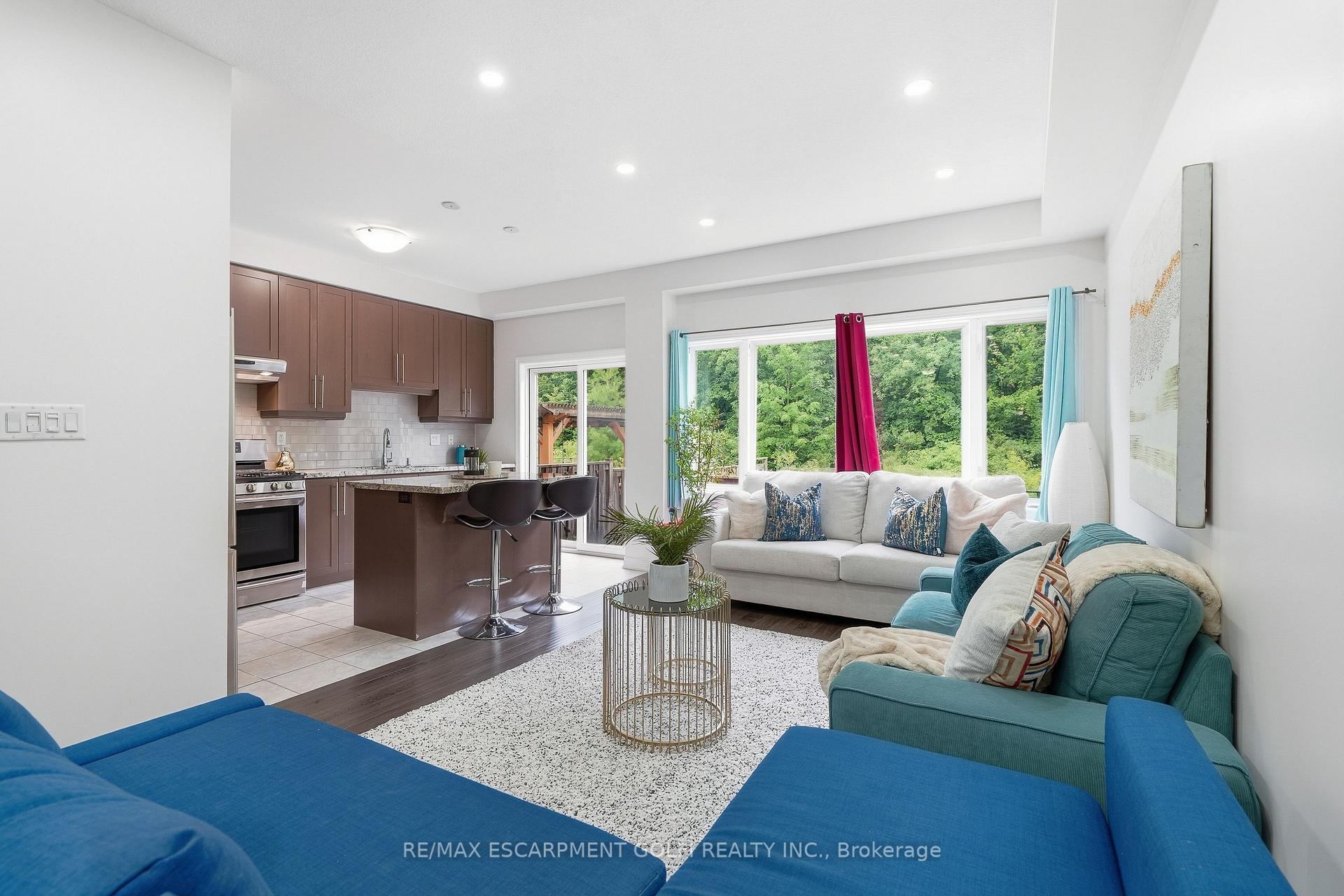 Photo 12 of 161 Kinsman Drive, Hamilton, Binbrook — HOMEH