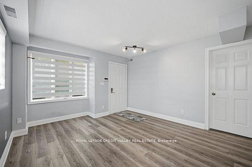 Photo 8 of Unit 36, 208 Niagara Street, Toronto, Niagara — HOMEH