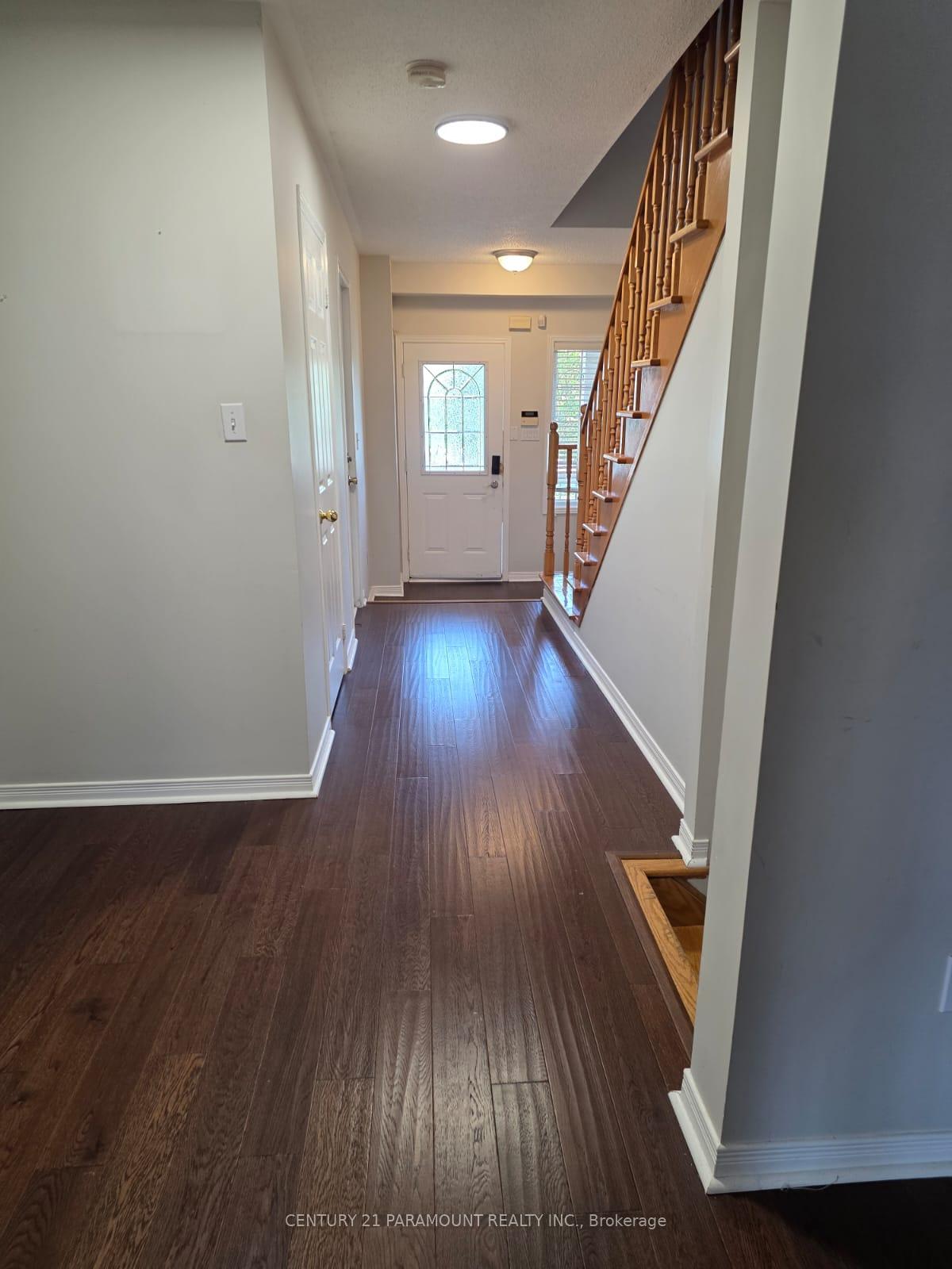 Photo 2 of 6523 Skipper Way, Mississauga, Meadowvale Village — HOMEH