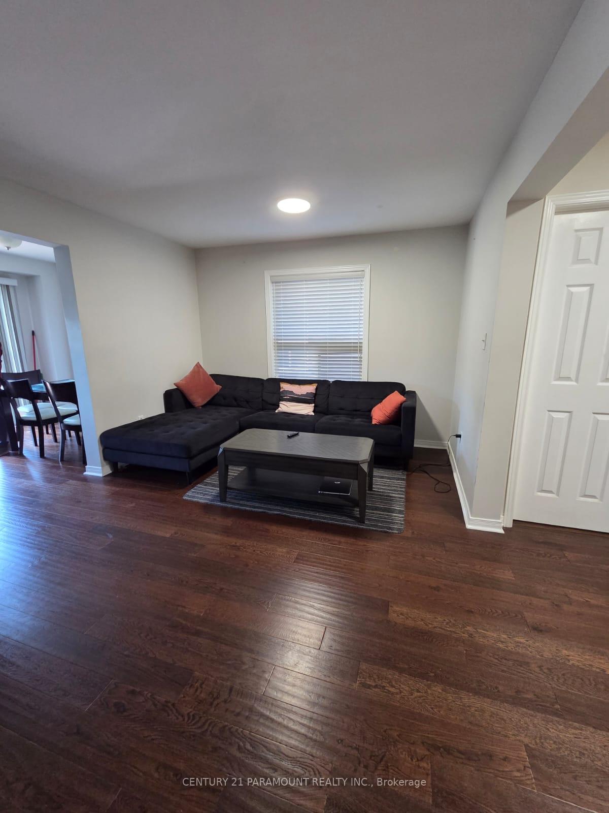 Photo 3 of 6523 Skipper Way, Mississauga, Meadowvale Village — HOMEH