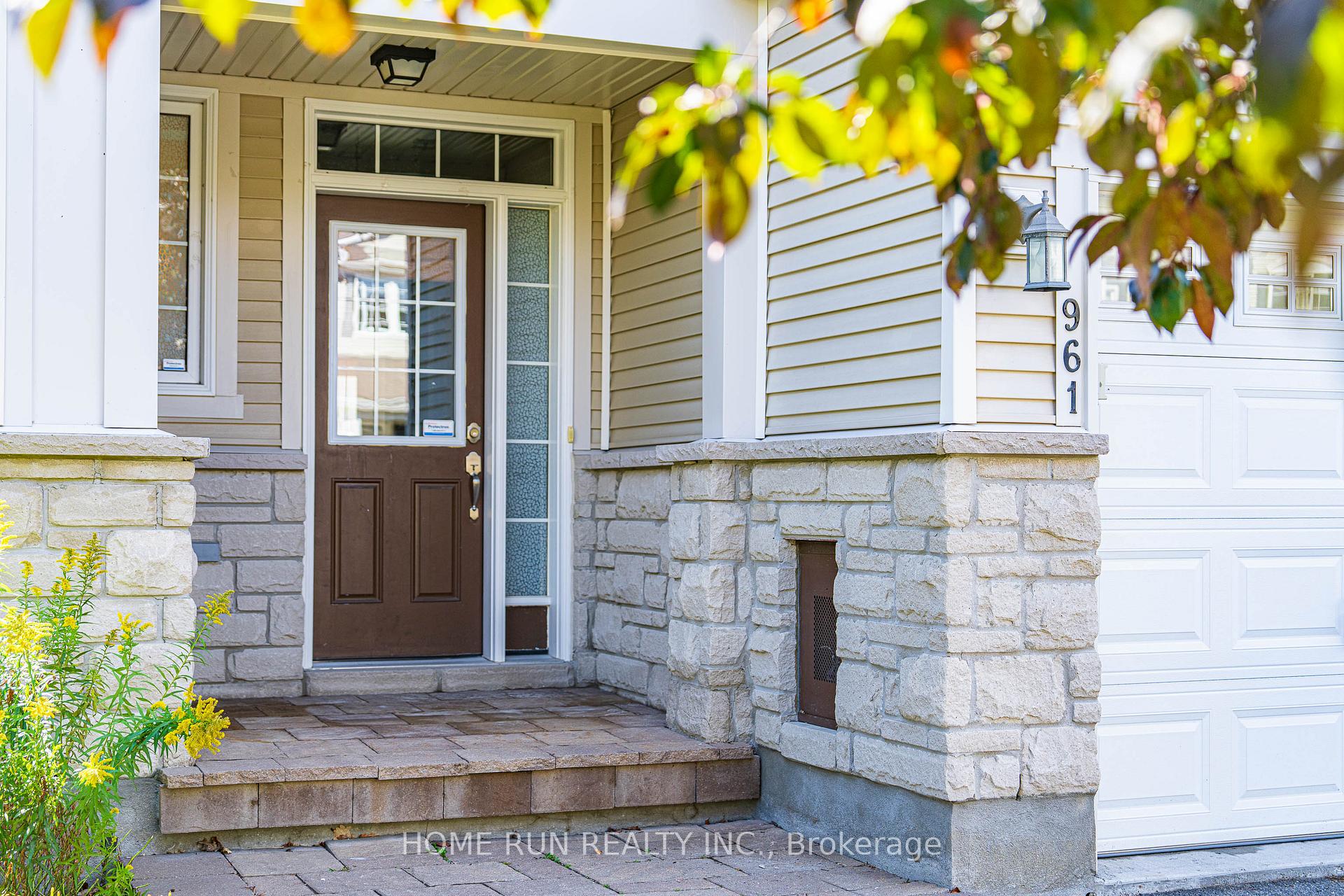 Photo 5 of 961 Caldermill Private, Ottawa, Barrhaven - Stonebridge — HOMEH