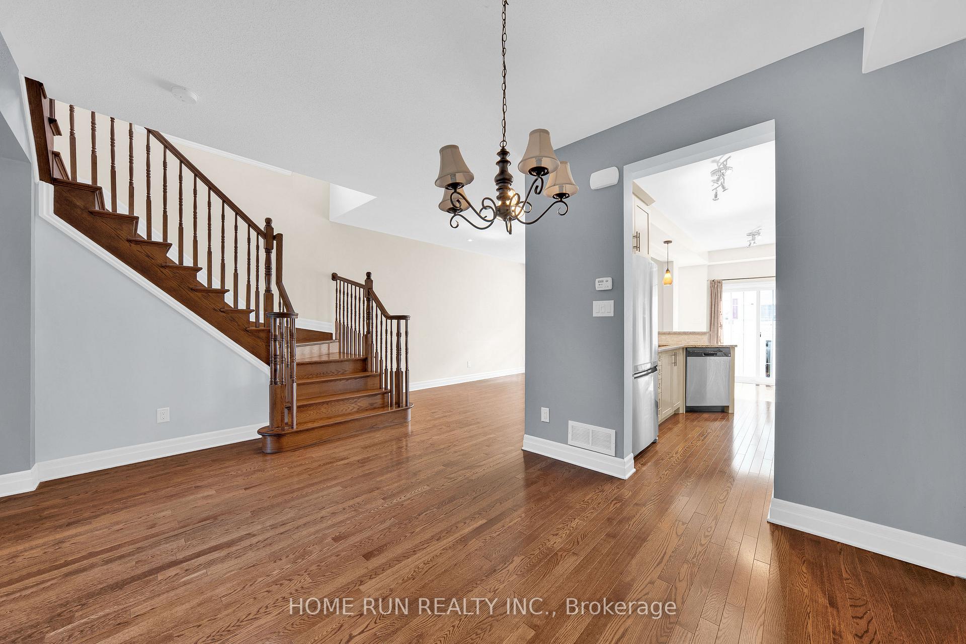 Photo 8 of 961 Caldermill Private, Ottawa, Barrhaven - Stonebridge — HOMEH