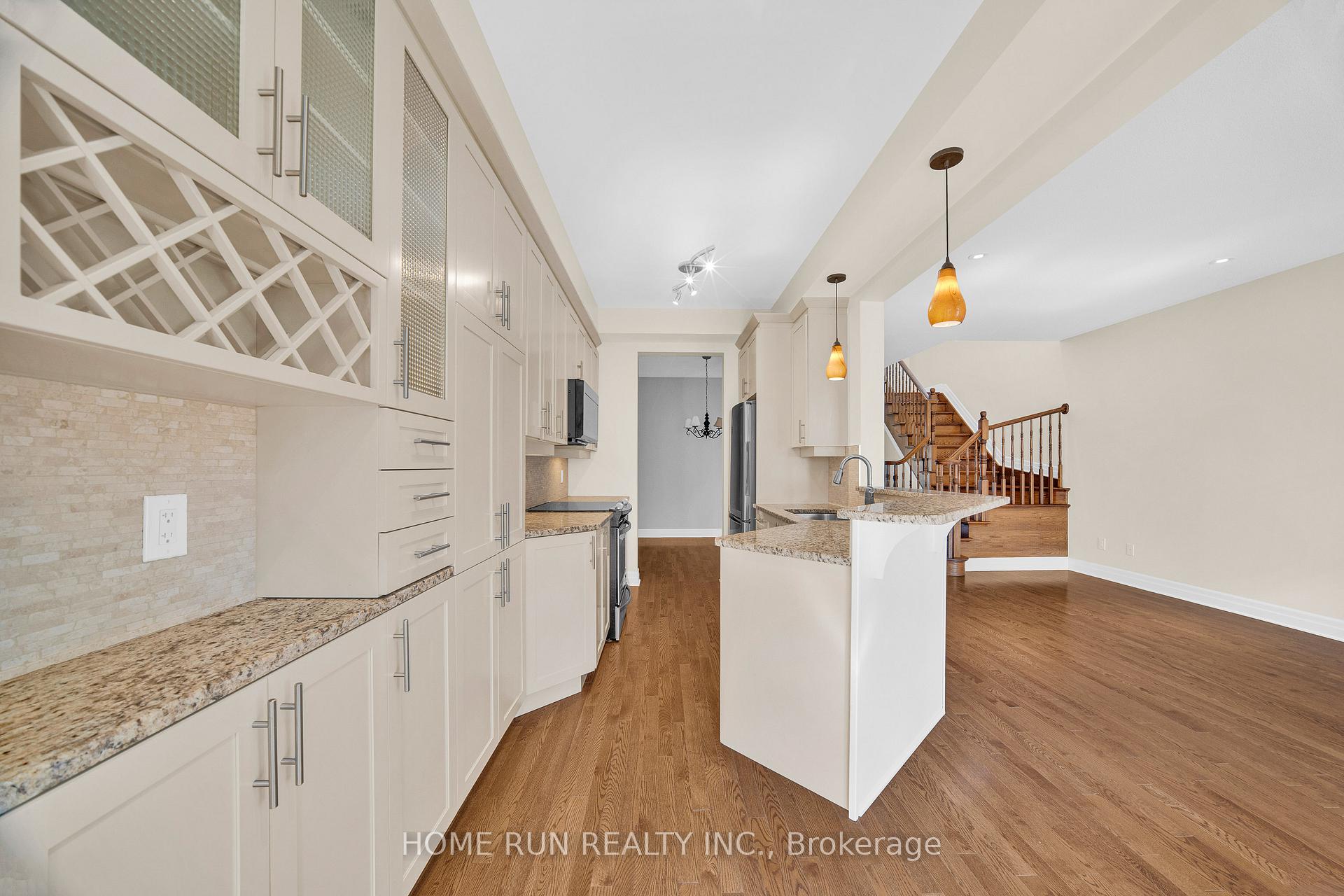 Photo 11 of 961 Caldermill Private, Ottawa, Barrhaven - Stonebridge — HOMEH