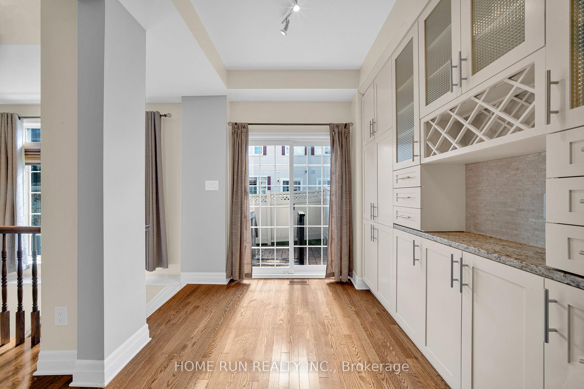 Photo 15 of 961 Caldermill Private, Ottawa, Barrhaven - Stonebridge — HOMEH