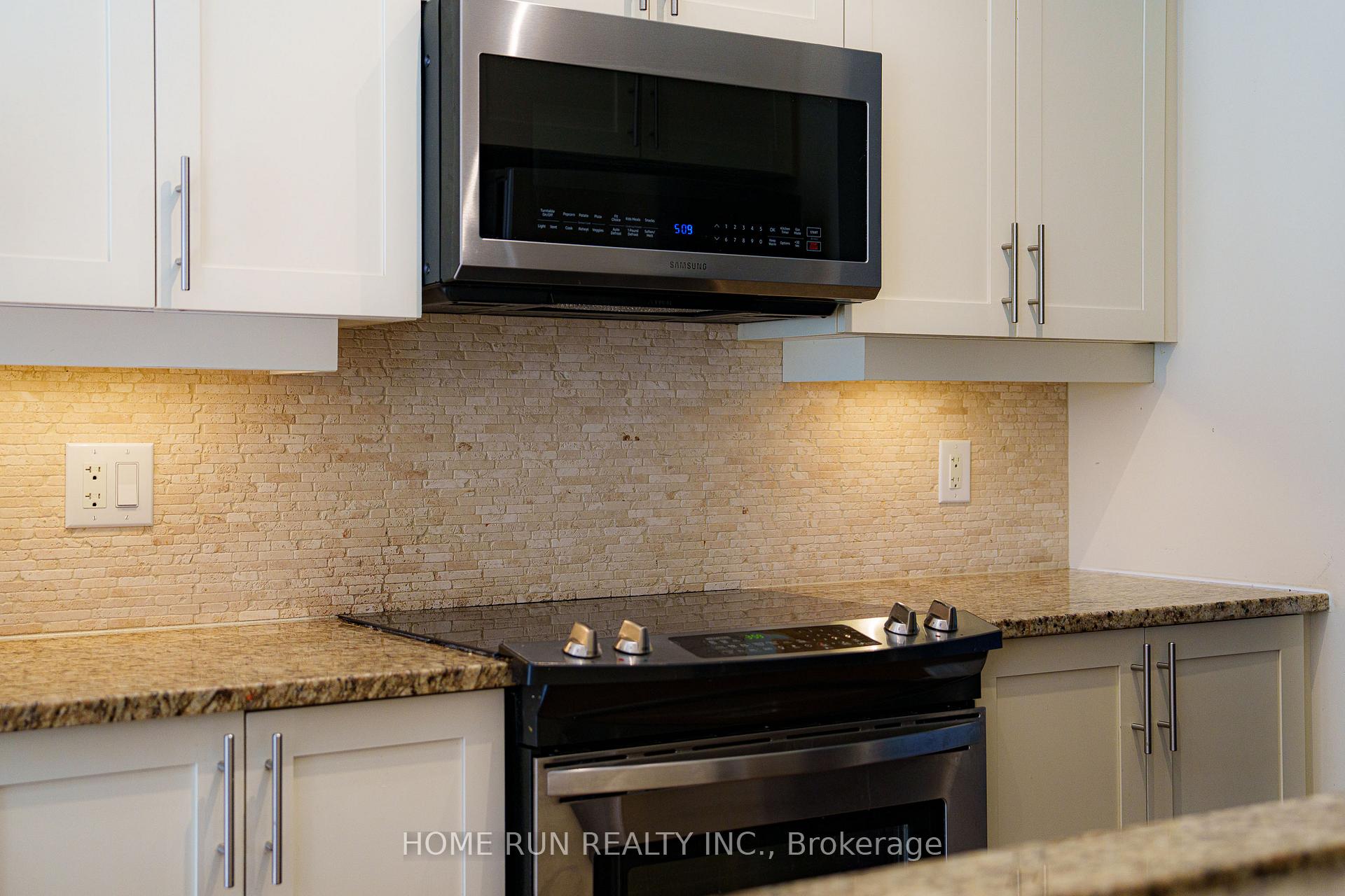 Photo 17 of 961 Caldermill Private, Ottawa, Barrhaven - Stonebridge — HOMEH