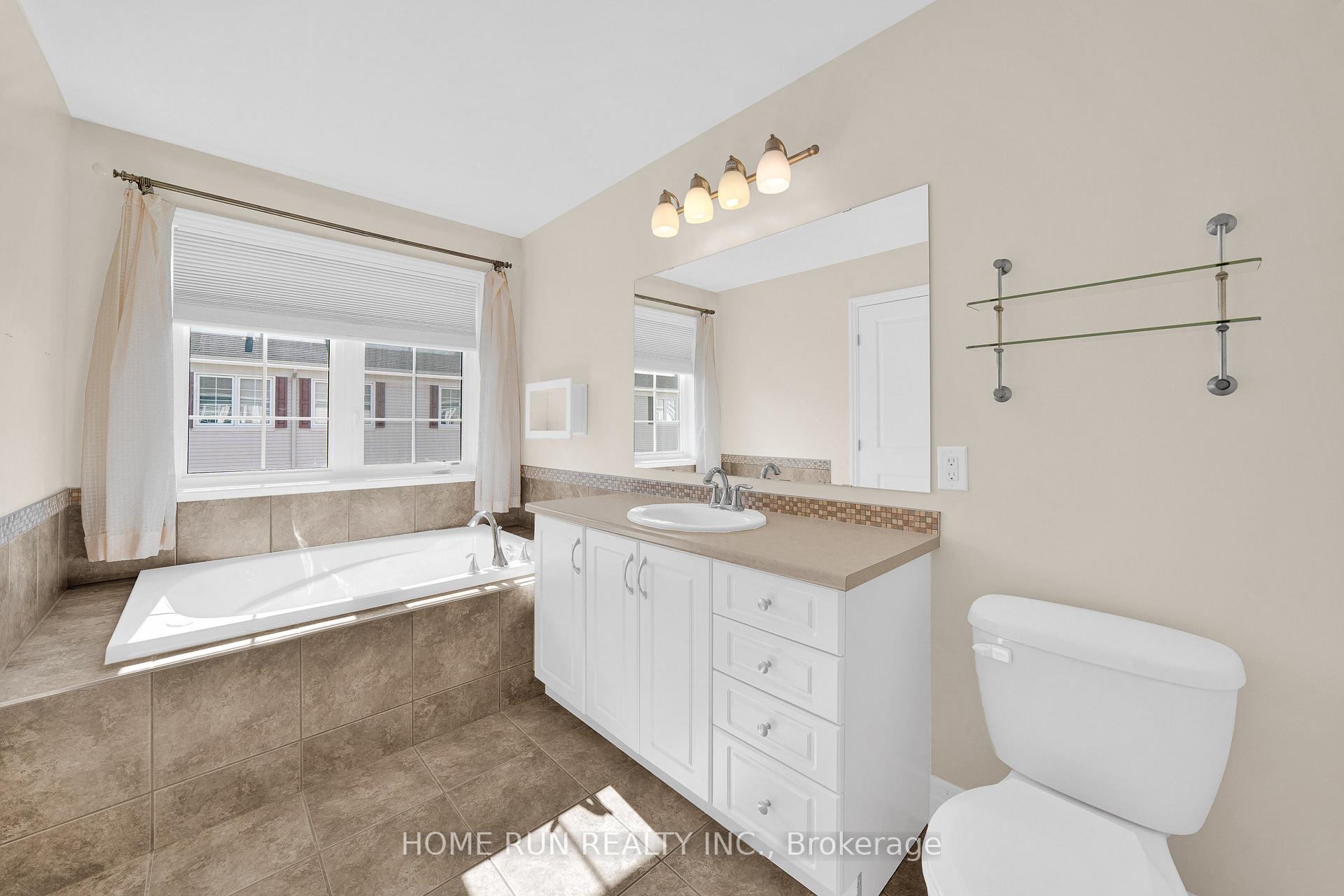 Photo 25 of 961 Caldermill Private, Ottawa, Barrhaven - Stonebridge — HOMEH