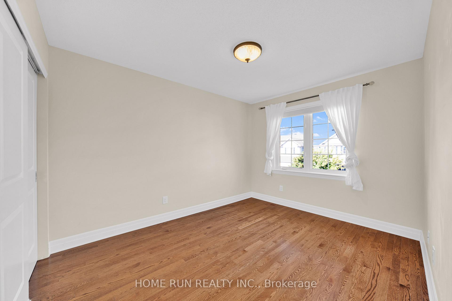 Photo 29 of 961 Caldermill Private, Ottawa, Barrhaven - Stonebridge — HOMEH