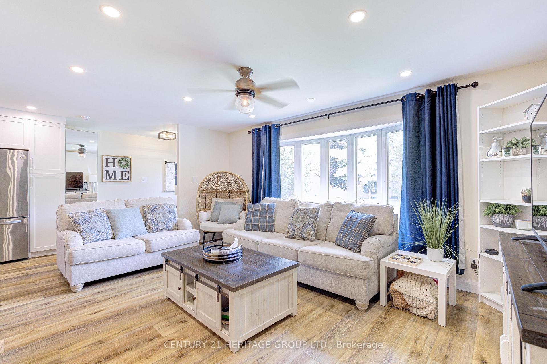 Photo 5 of 2379 Duncaster Drive, Burlington, Brant Hills — HOMEH