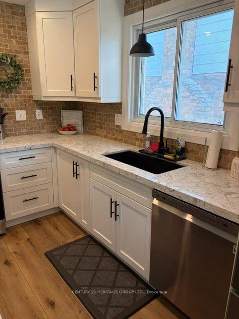 Photo 7 of 2379 Duncaster Drive, Burlington, Brant Hills — HOMEH