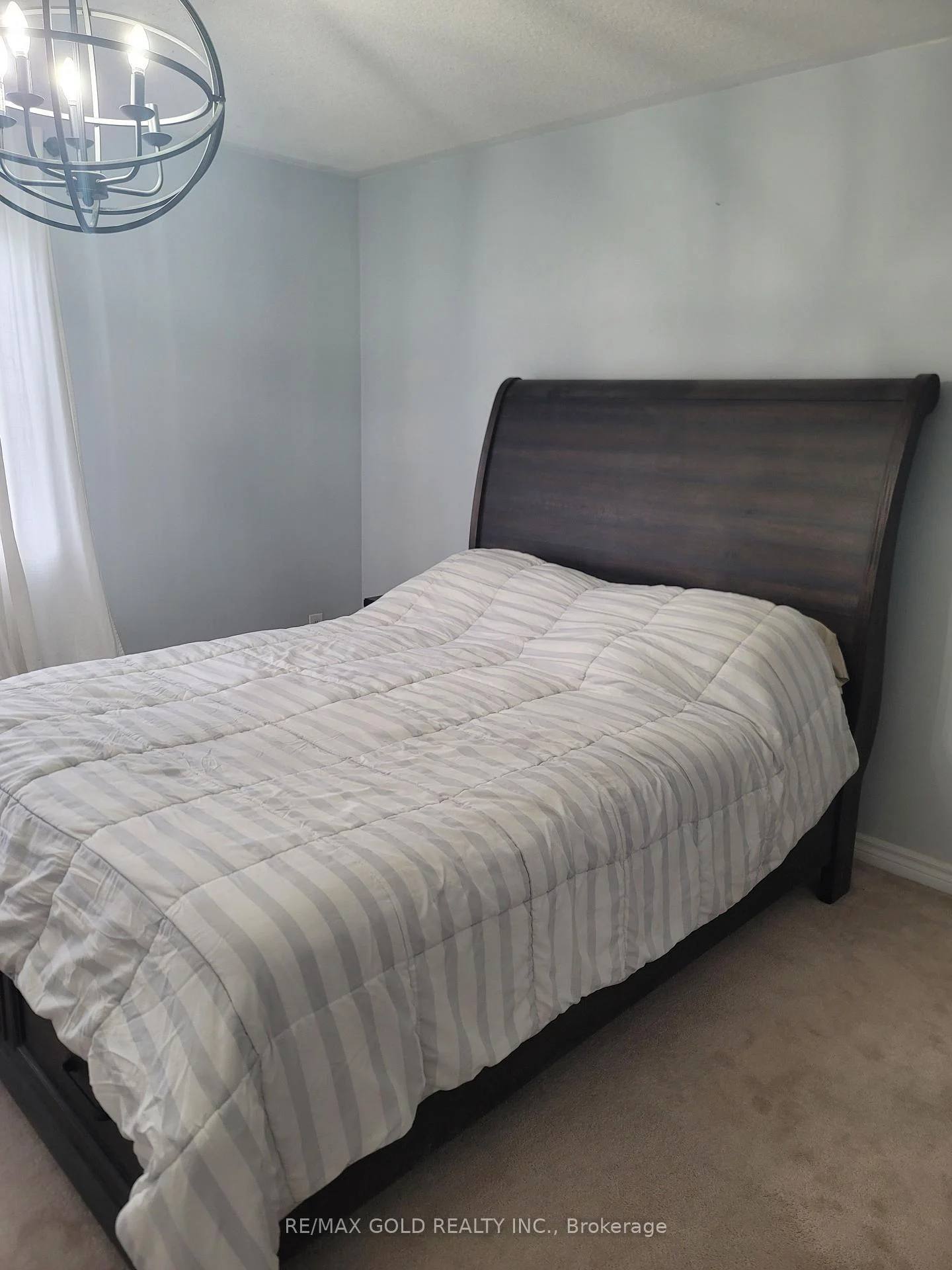 Photo 8 of 12 Cailiff Street, Brampton, Bram West — HOMEH