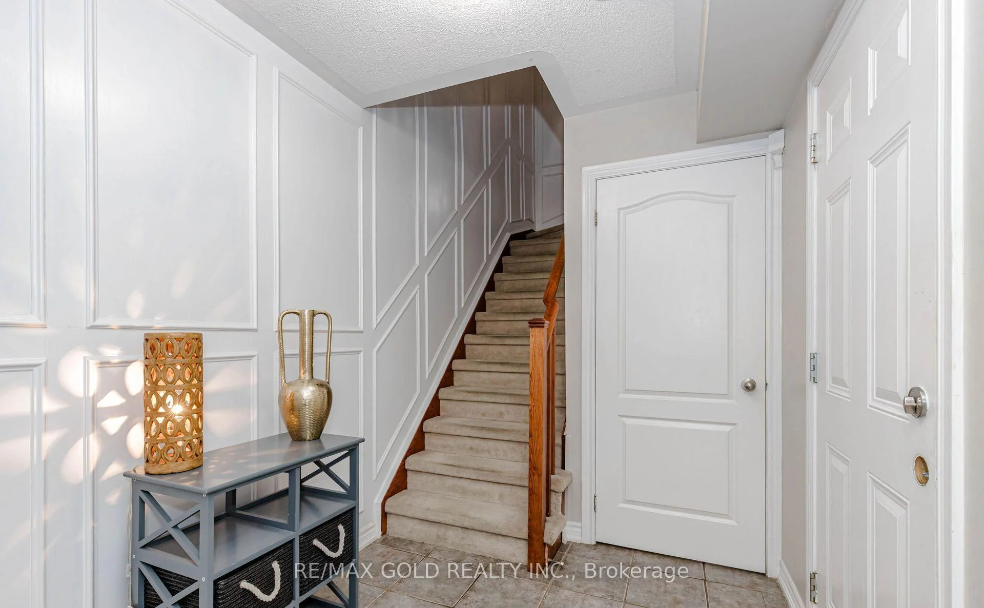 Photo 15 of 12 Cailiff Street, Brampton, Bram West — HOMEH